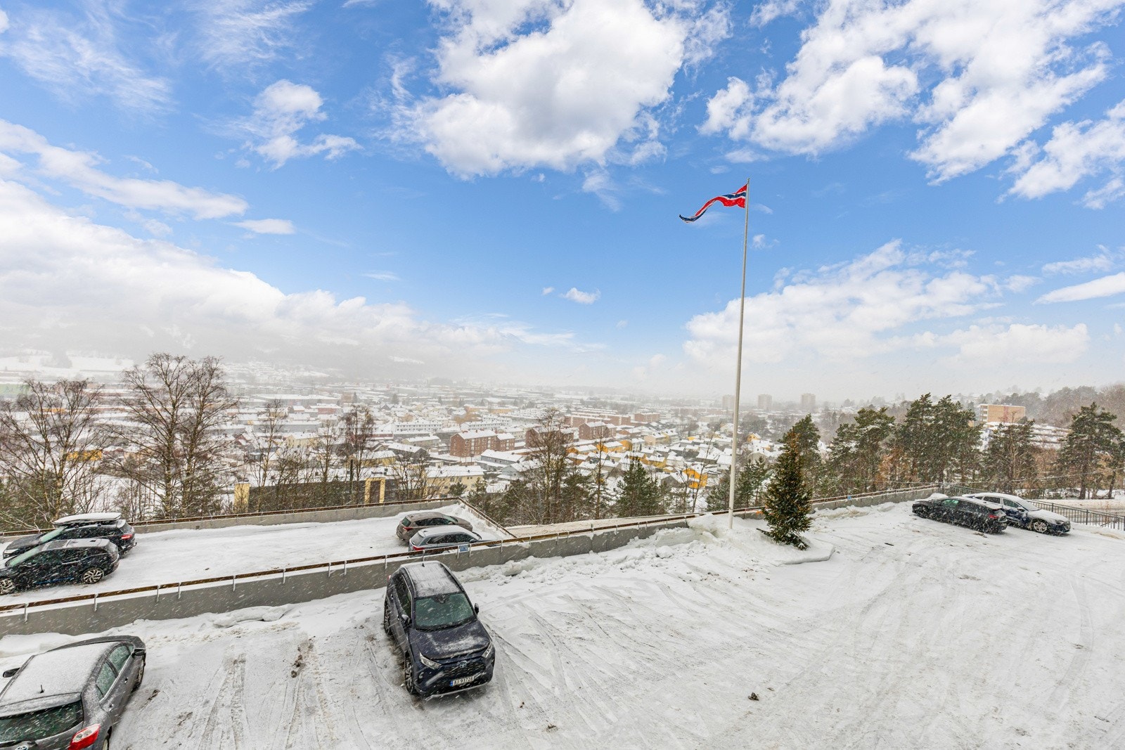 Hyggelig utsyn fra Balkongen. Galleribilde
