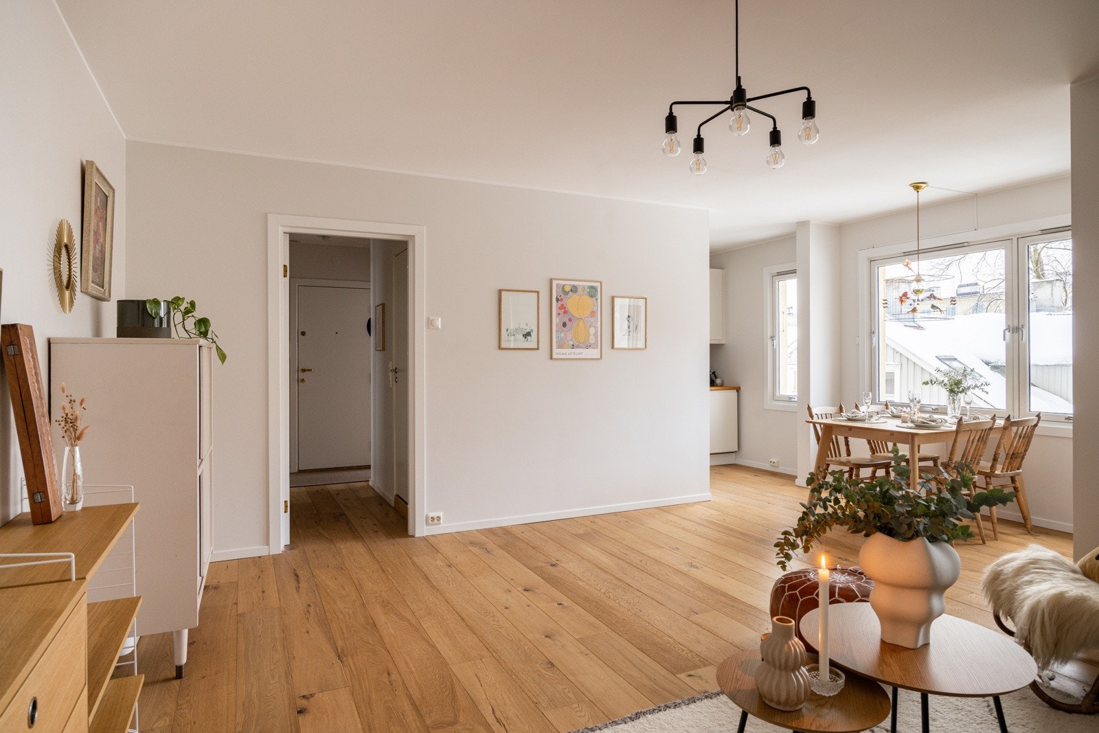 Leilighetens planløsning er svært god. Ønsker du et ekstra soverom, kan stuen deles opp. Galleribilde