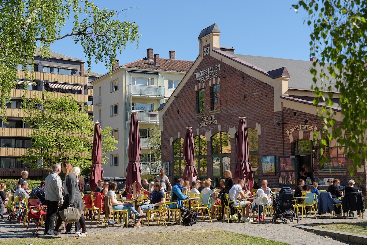 Du finner ogå flere hyggelige cafeer og restauranter i ditt nye lokalområde! Galleribilde