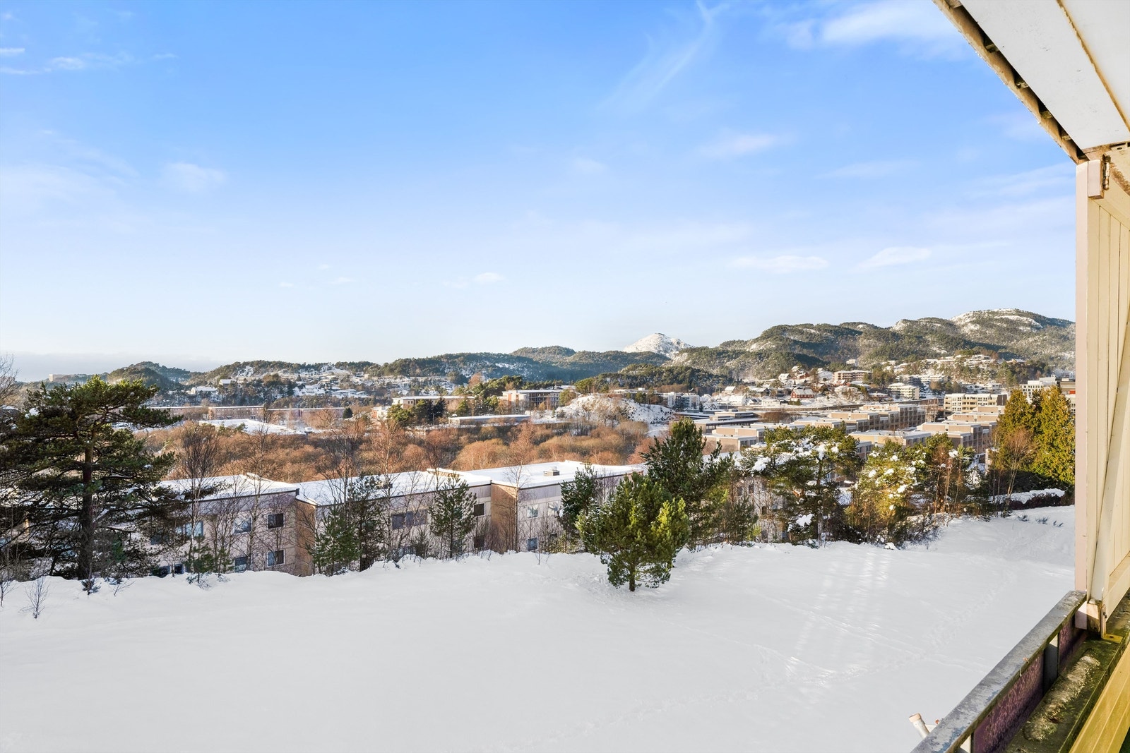 Utsikt fra altanen Galleribilde