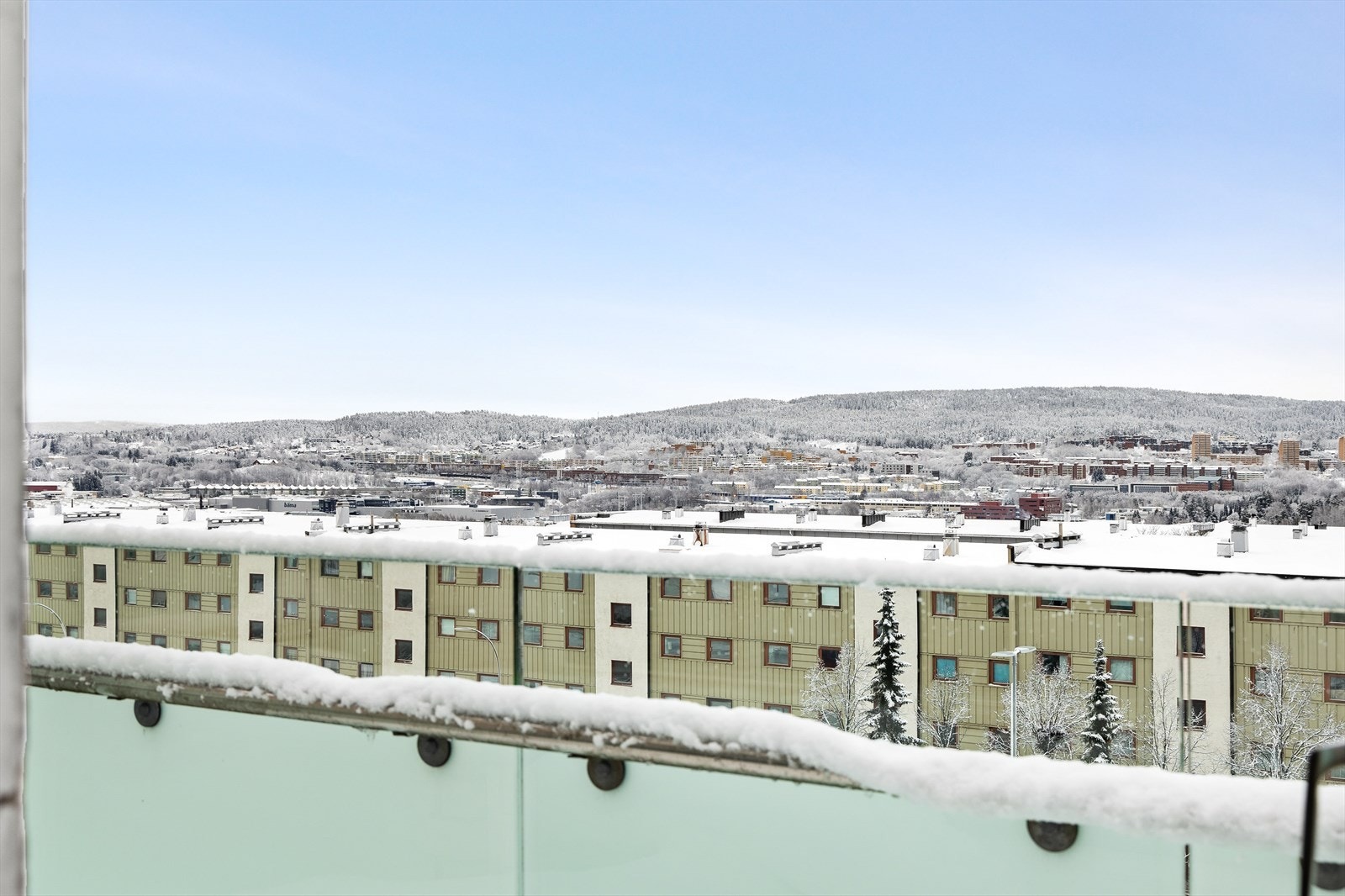 Pen utsikt fra balkongen Galleribilde