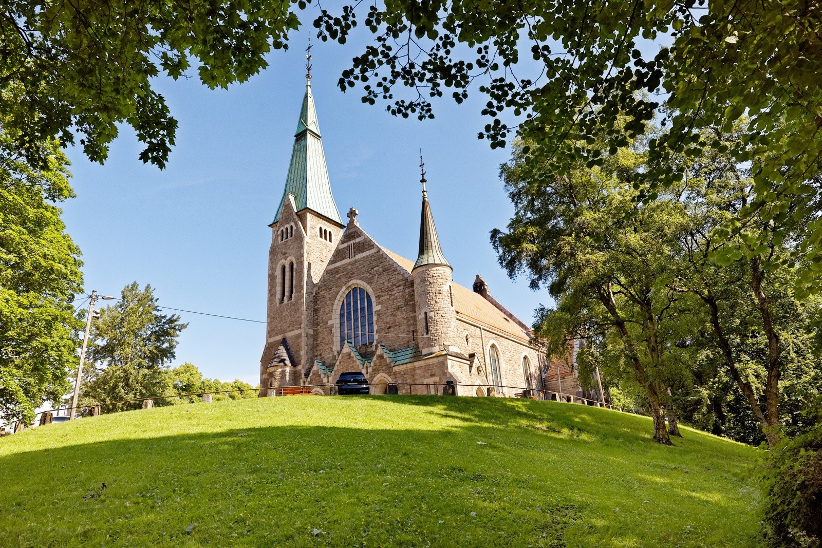 Stensparken ligger vis-a-vis Galleribilde