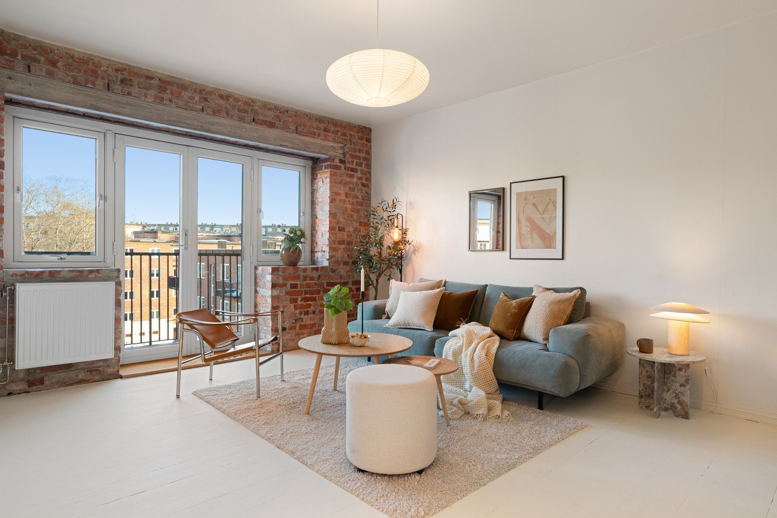 Jon-Kristian Krybelsrud v/ Privatmegleren Soria Moria har gleden av å ønske velkommen til hyggelig visning i Trondheimsveien 167! Galleribilde