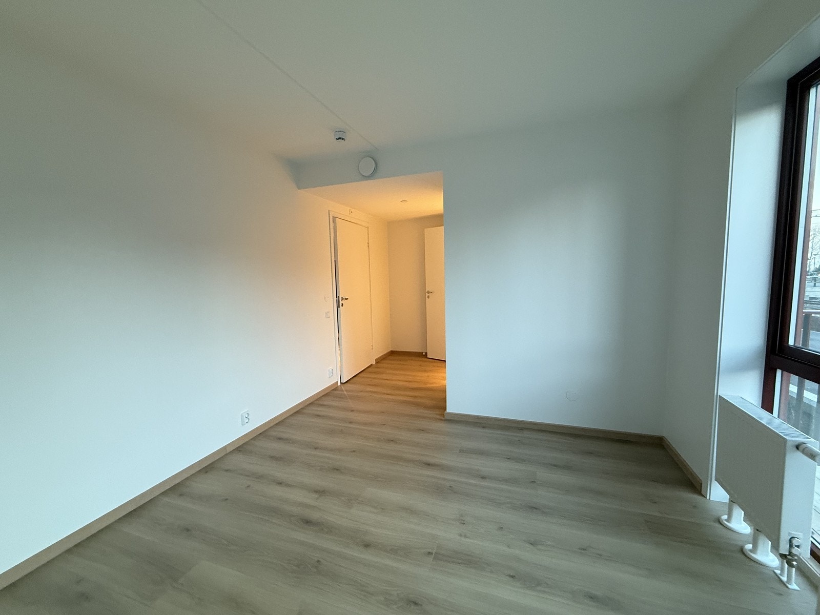 Soverom med eget baderom og balkong Galleribilde