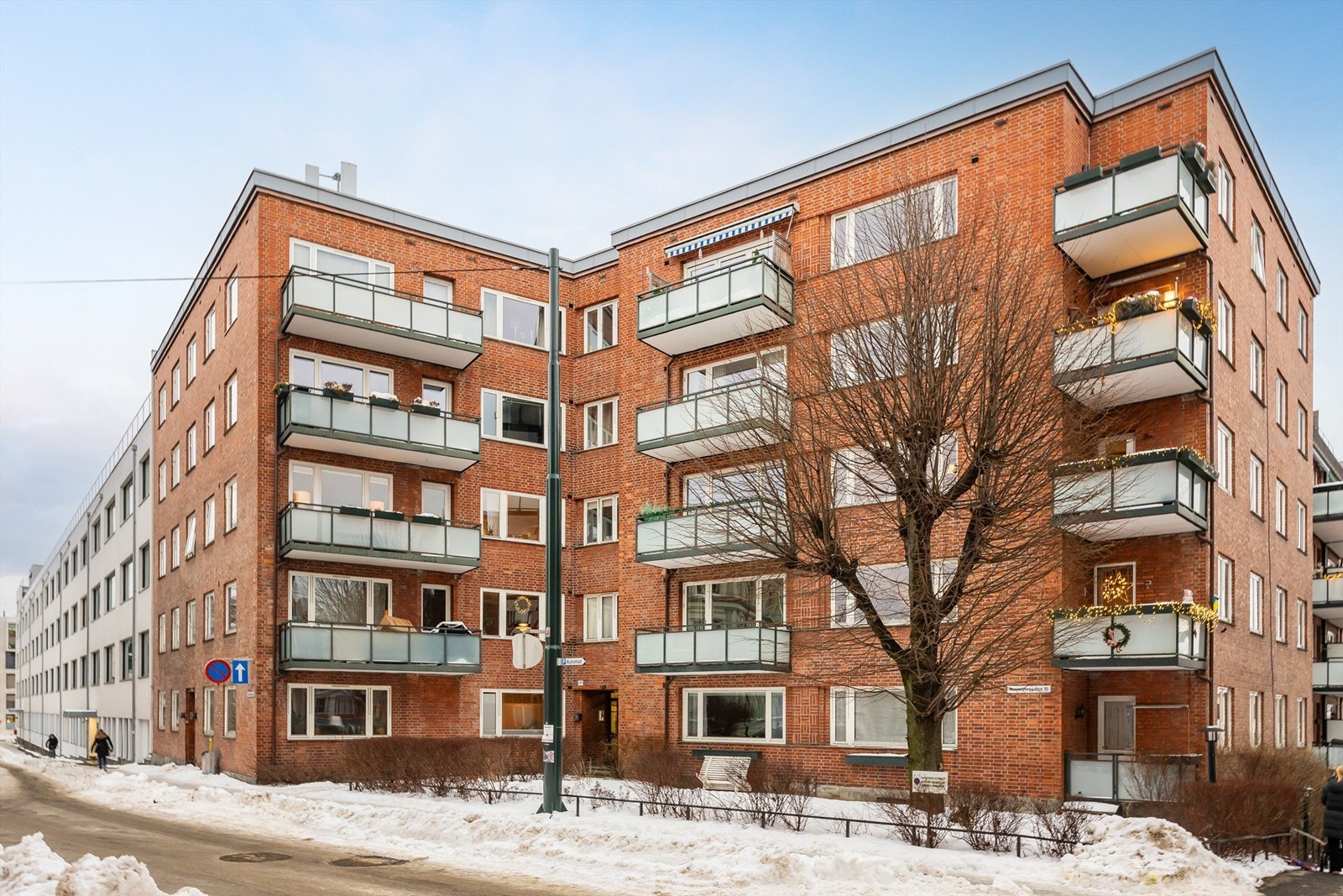 Dette er en bolig for deg som ønsker en sentrumsnær men tilbaketrukket beliggenhet, med kort avstand til alt av byens fasiliteter. Galleribilde