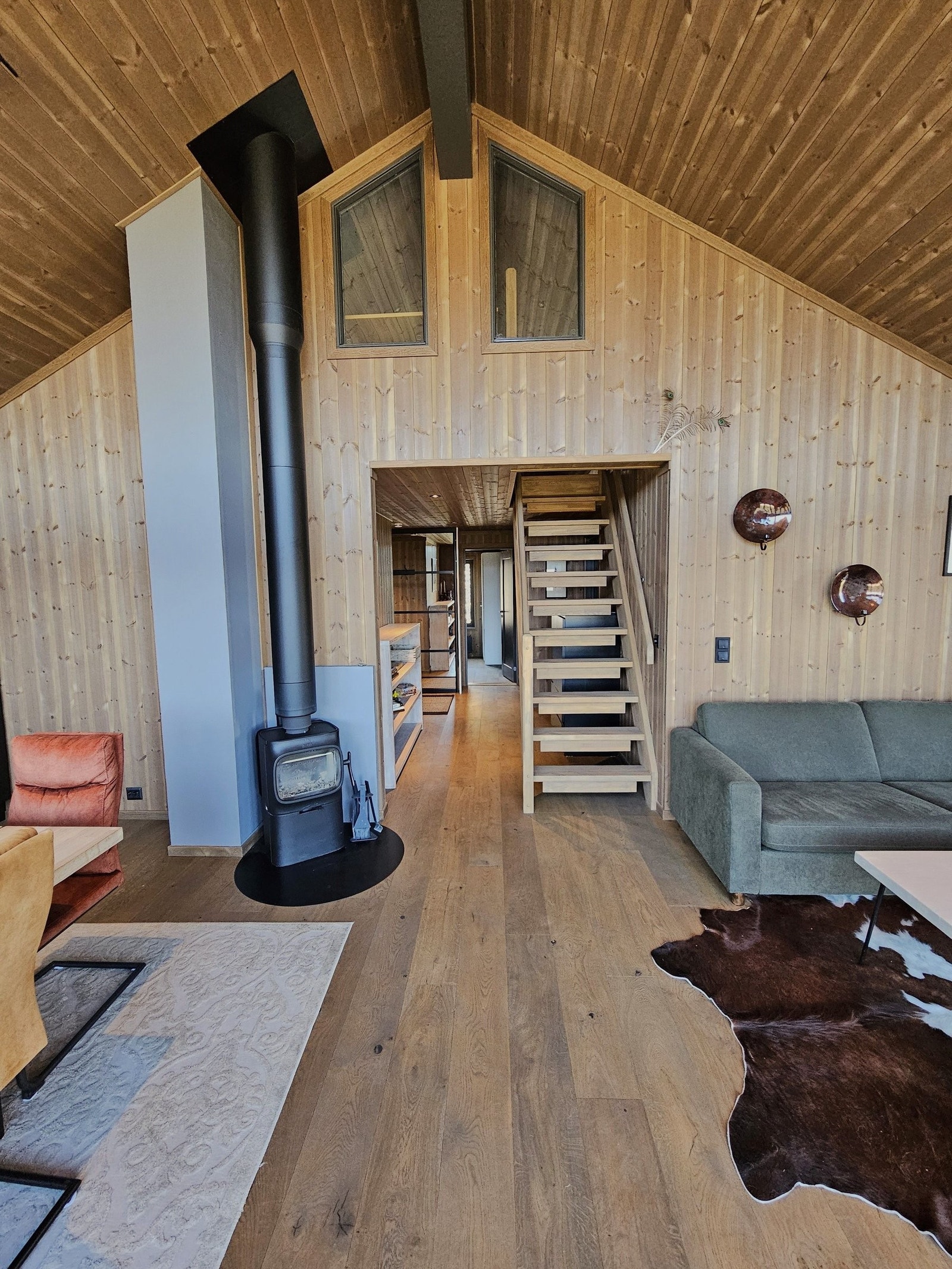 Stue ut mot gang og opp mot hems. Galleribilde