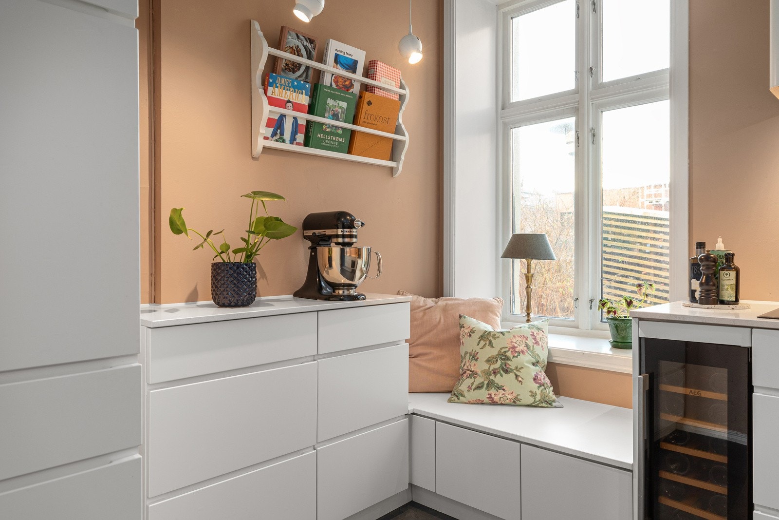 Her kombineres moderne design med smarte løsninger Galleribilde