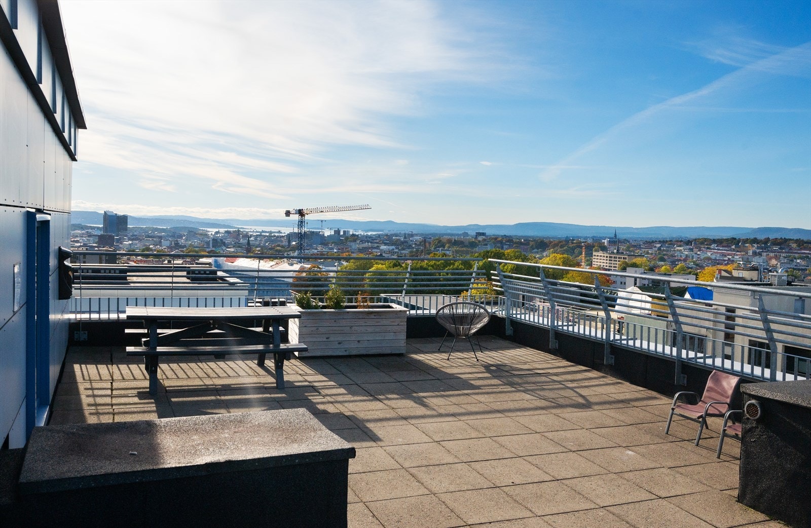 Borettslaget har felles takterrasser med fantastisk utsikt over byen! Galleribilde