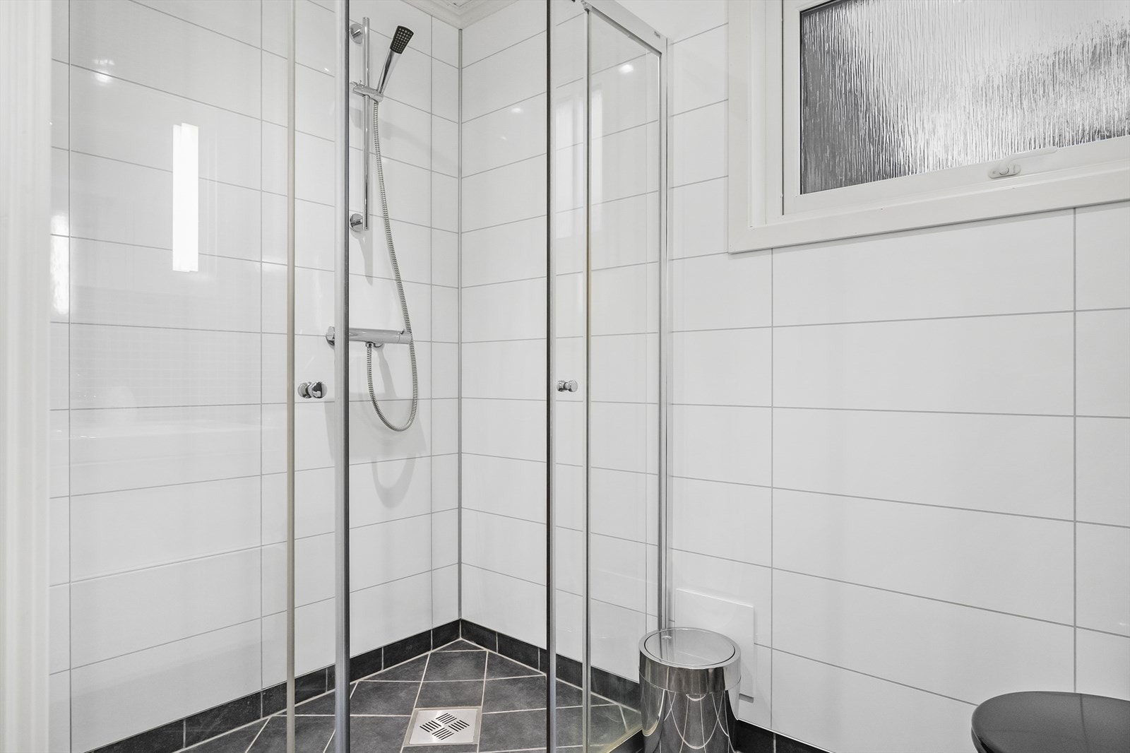 Badet er pussa mopp i 2012/taket er tatt i 2024 Galleribilde