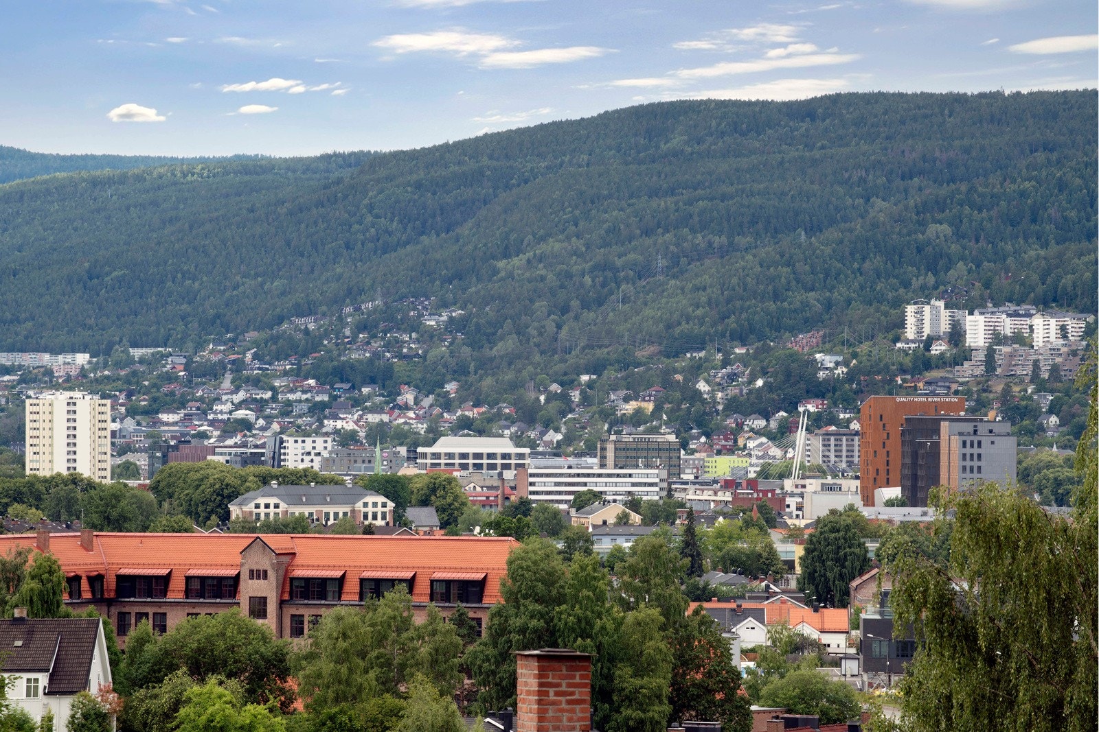 Utsikt fra eiendommen. Galleribilde