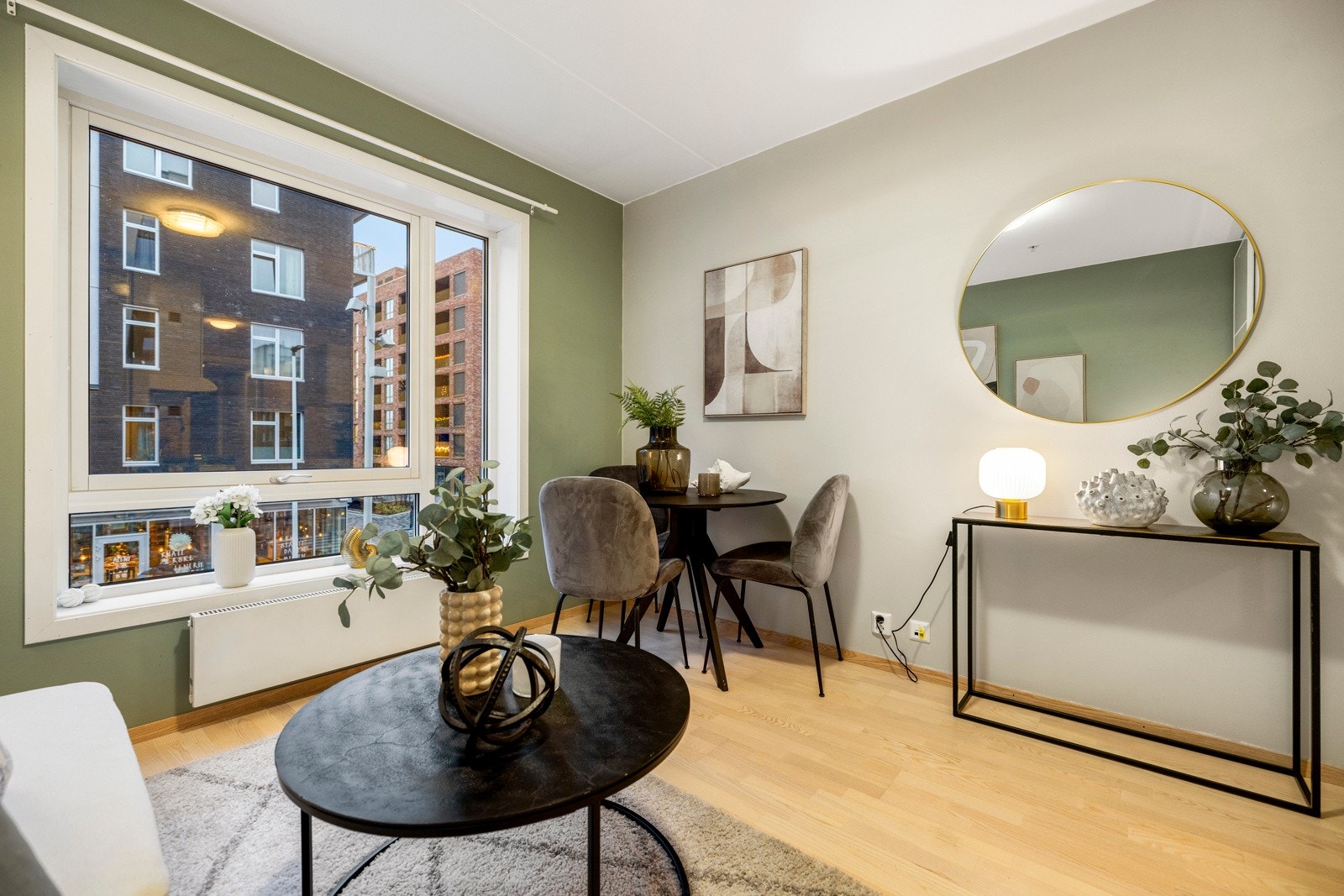 Denne enheten kan leies ut eller brukes som et ekstra soverom, kontor eller gjesterom. Galleribilde