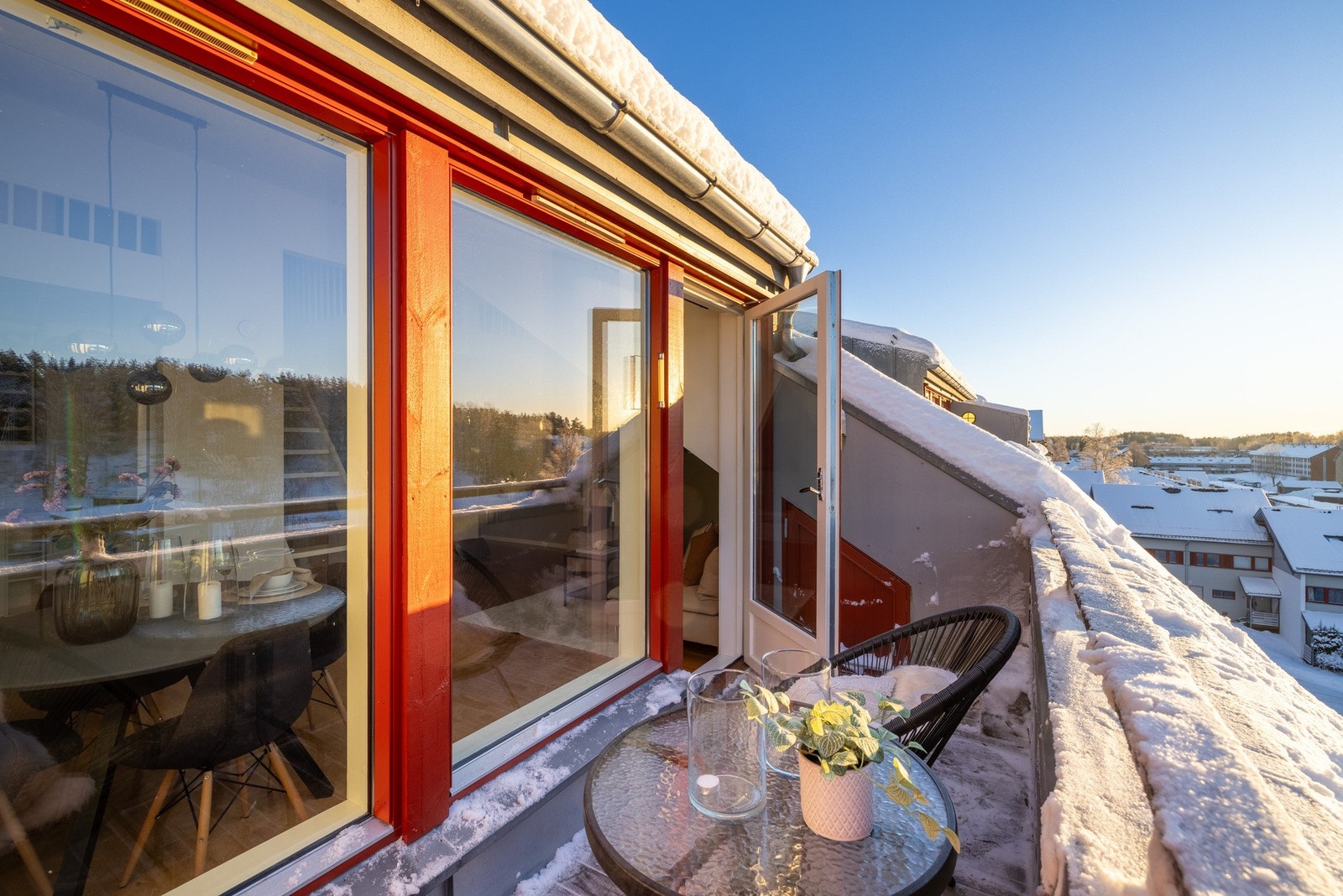 Balkongen er målt til ca. 4 m² Galleribilde