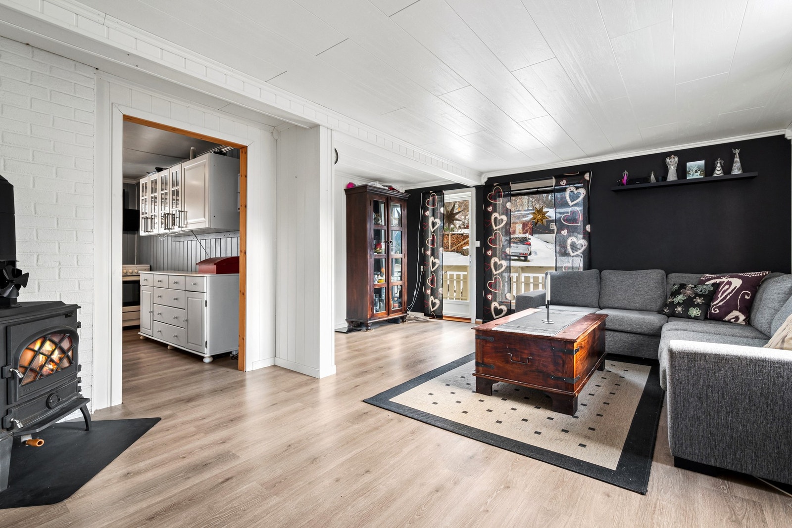 Vedfyring og elektrisk oppvarming. Galleribilde