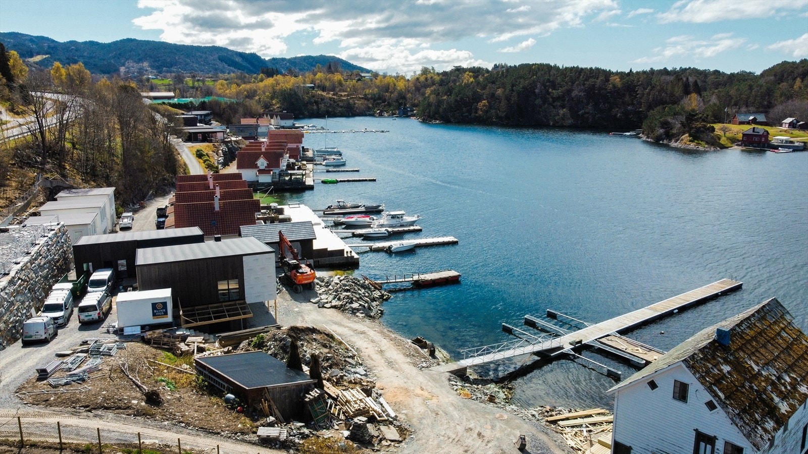 Mange flotte plasser man for fiske og bading i nærområde Galleribilde