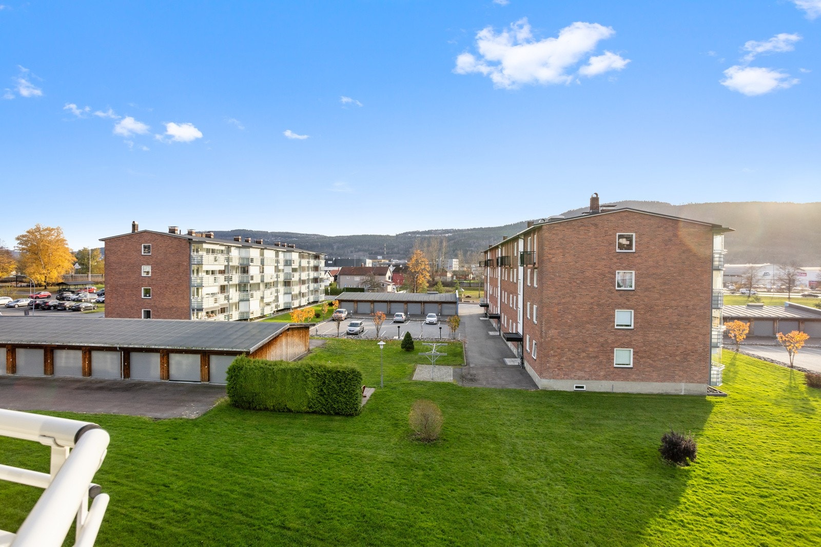 Store grøntområder omkranser bebyggelsen Galleribilde