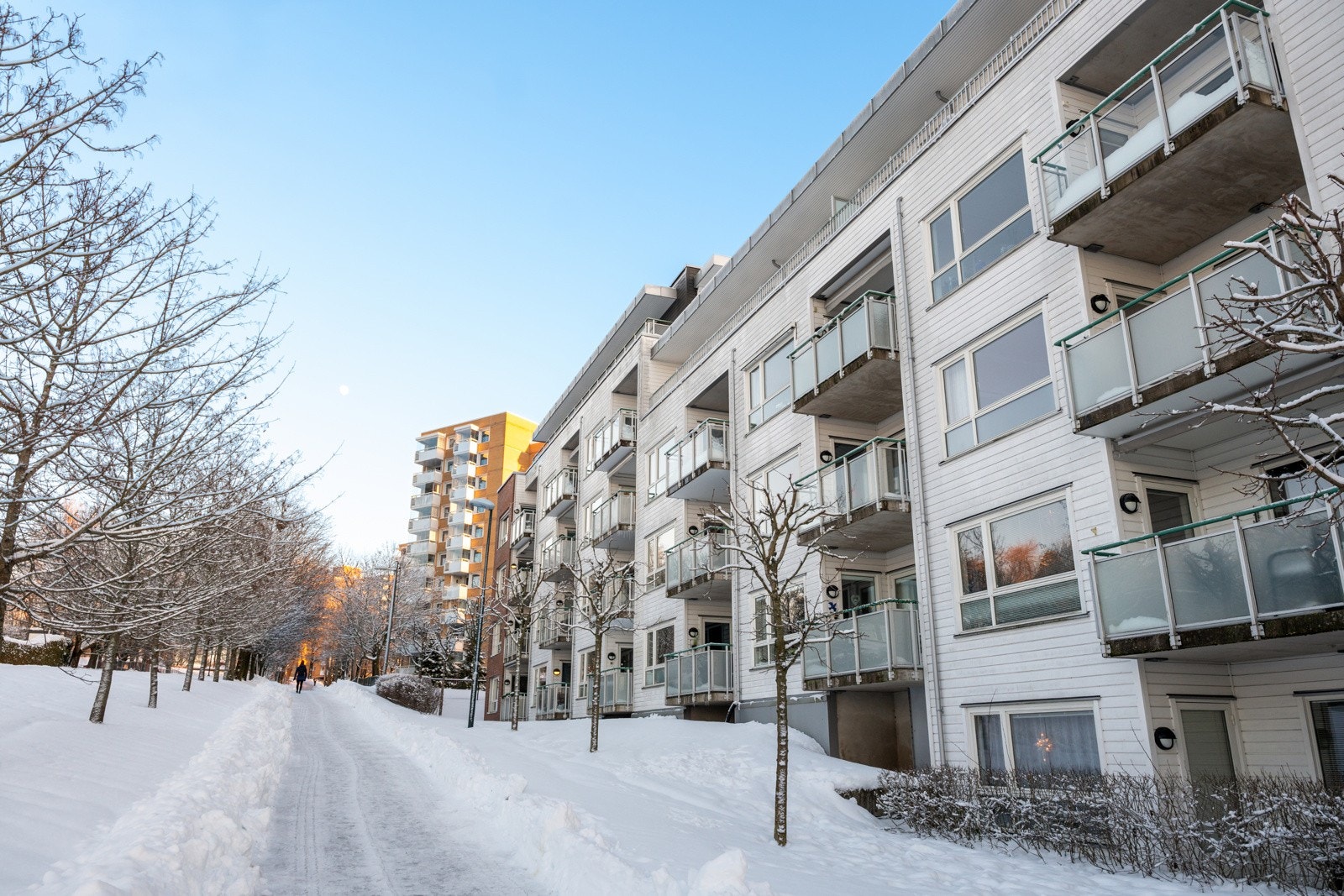 Leiligheten disponerer bruk av felles takterrasse og grillplass Galleribilde