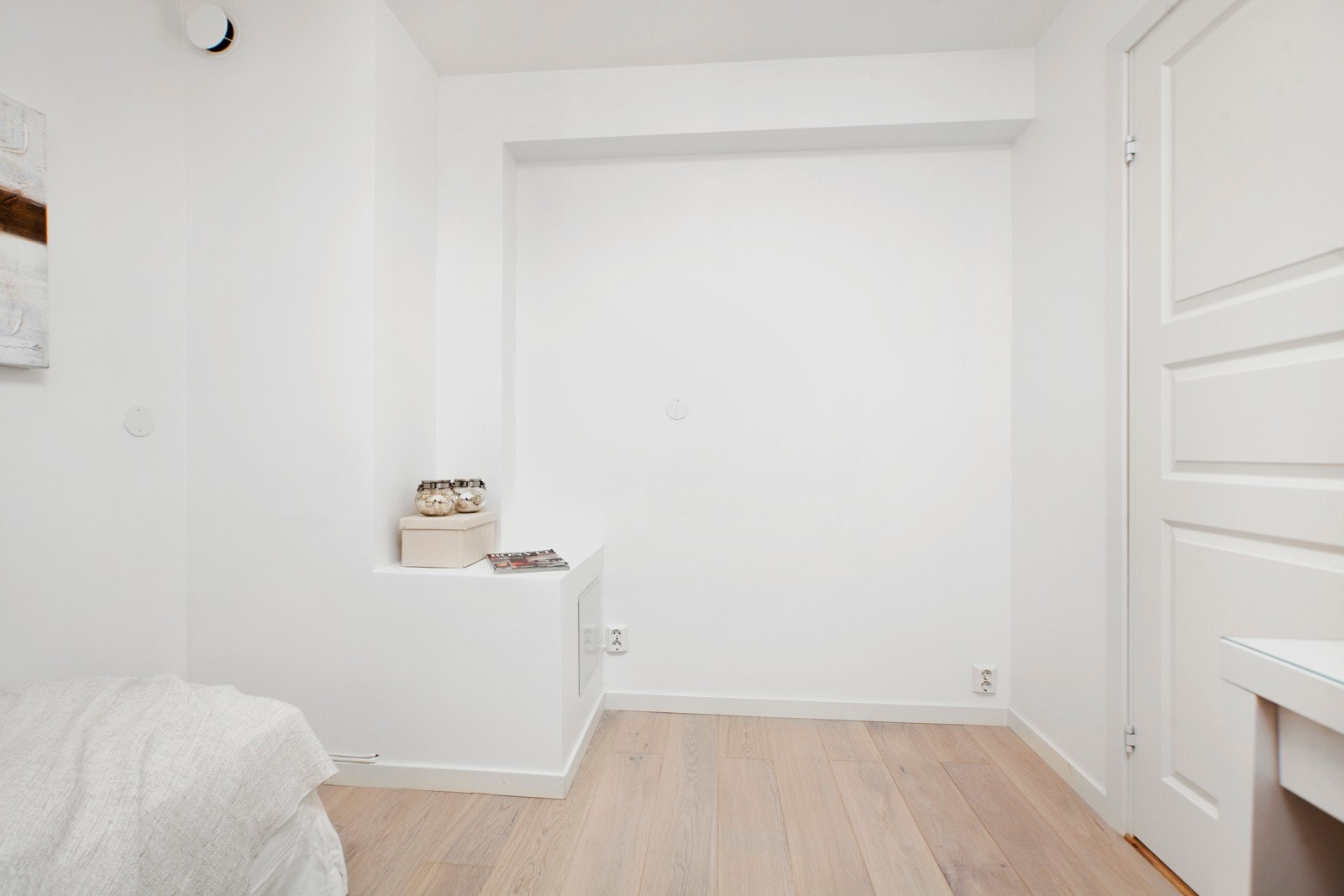 Lyst og romslig oppholdsrom med flere bruksmuligheter. Galleribilde