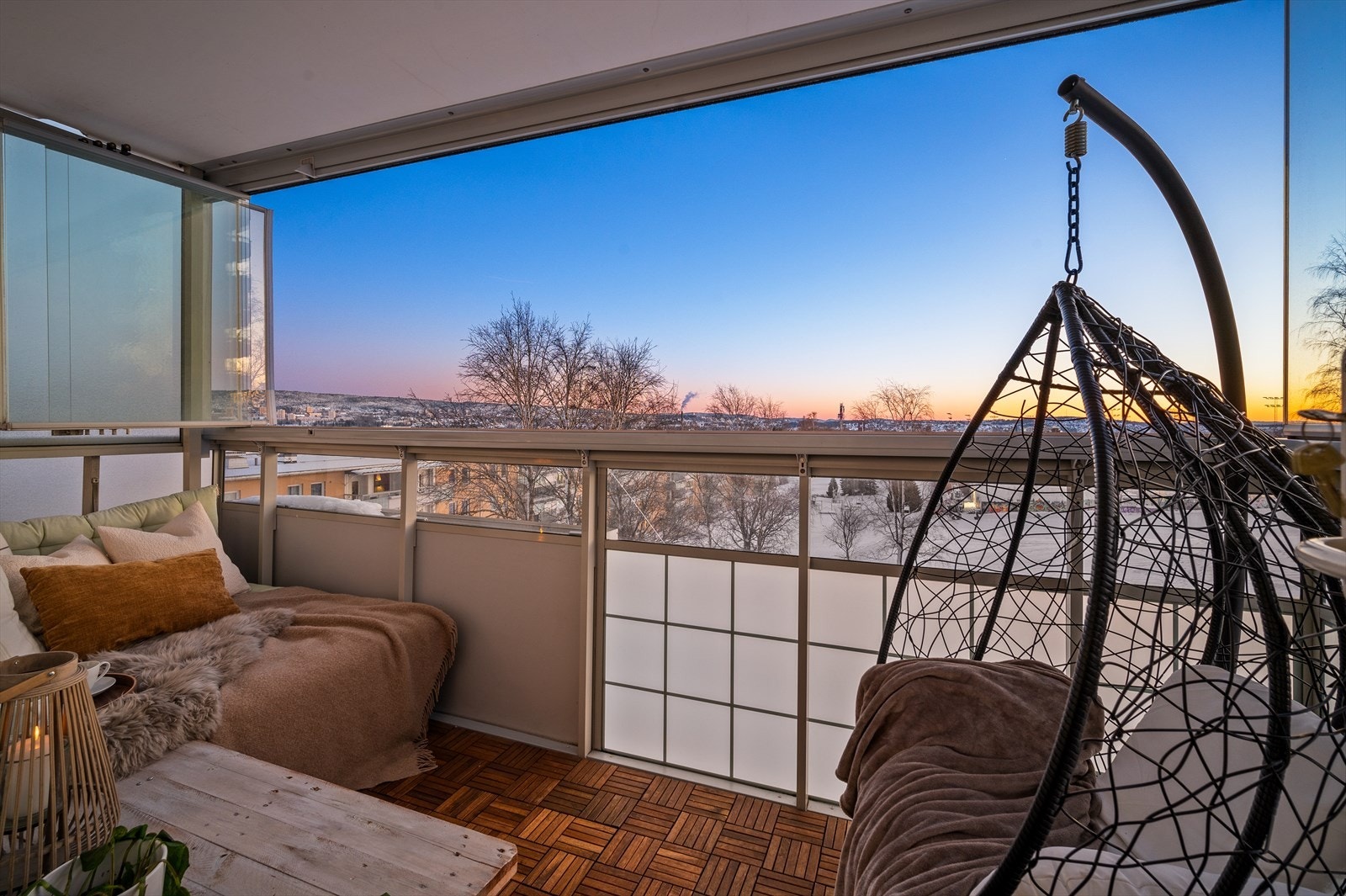 Didrik Tollefsen (469 287 82) ved Nordvik har gleden av å presentere Refstadsvingen 7. Galleribilde