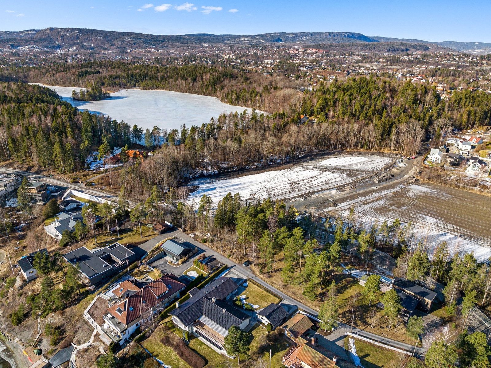 Mulig delbar* (krever mindre reguleringsendring i tråd med reg. plan) Galleribilde