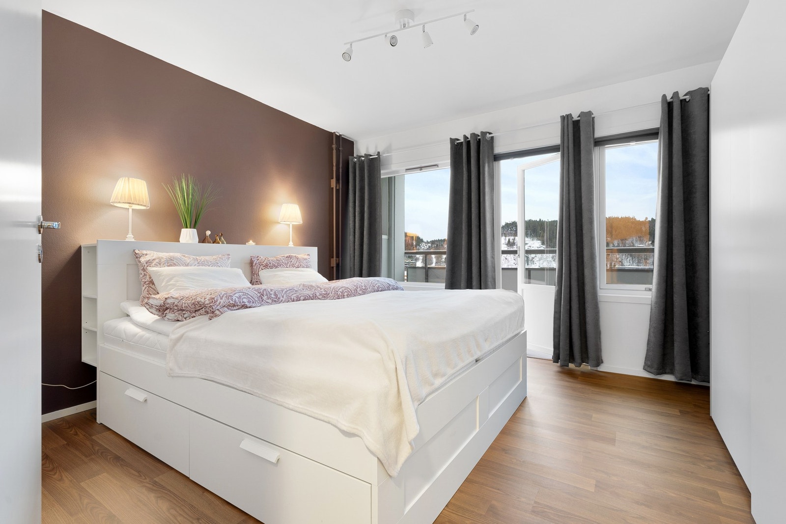 Leiligheten har 2 romslige soverom. Galleribilde