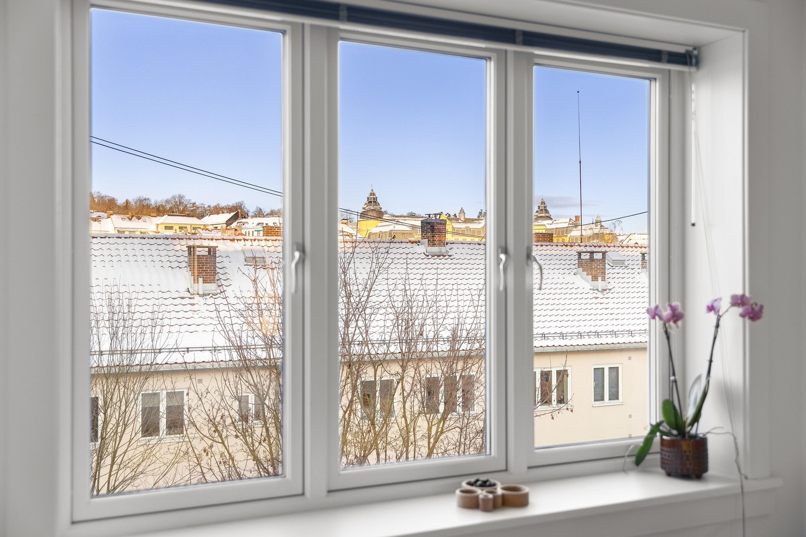 Høyt og fritt uten direkte innsyn fra naboer. Galleribilde