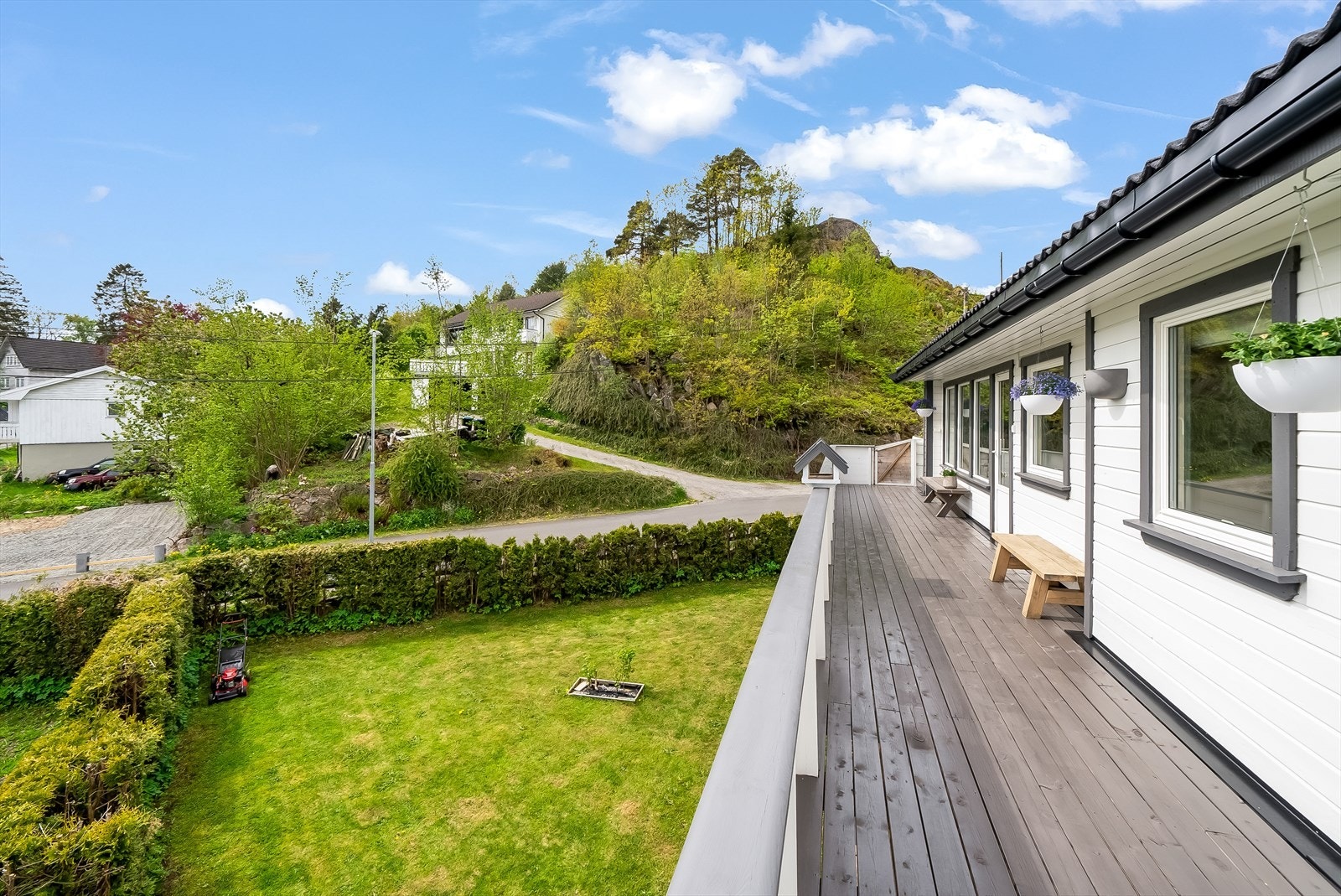 Veranda fremside Galleribilde