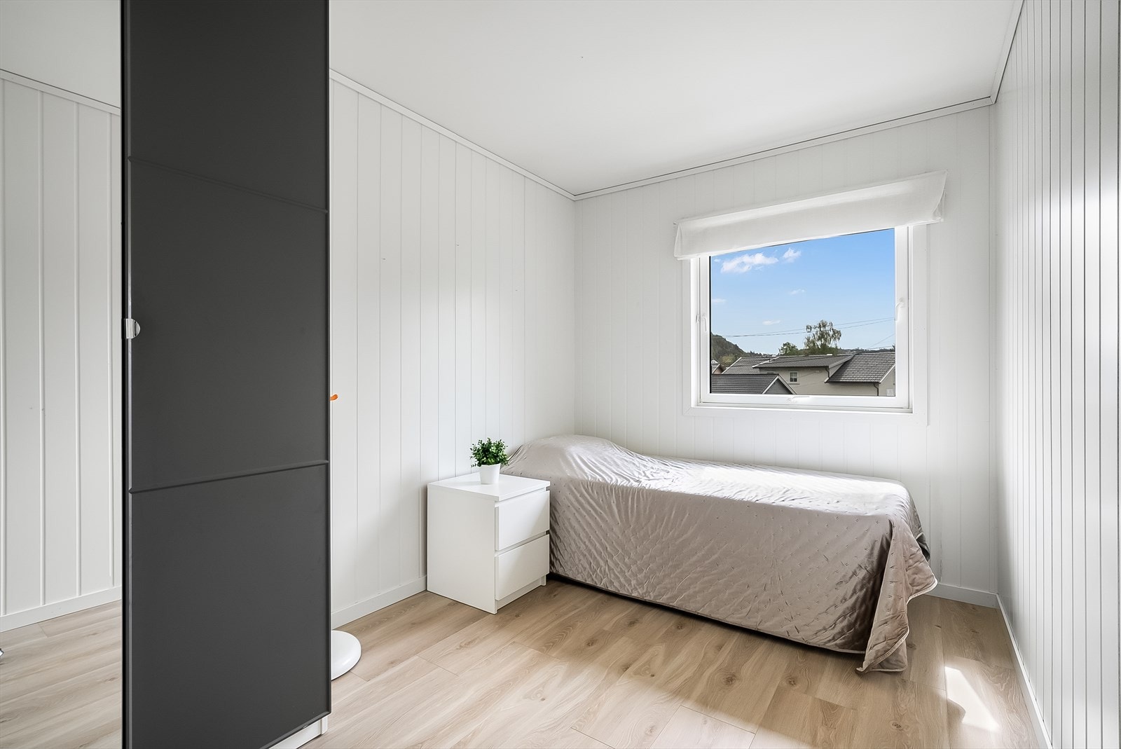 Soverom 1 hovedetg. Galleribilde