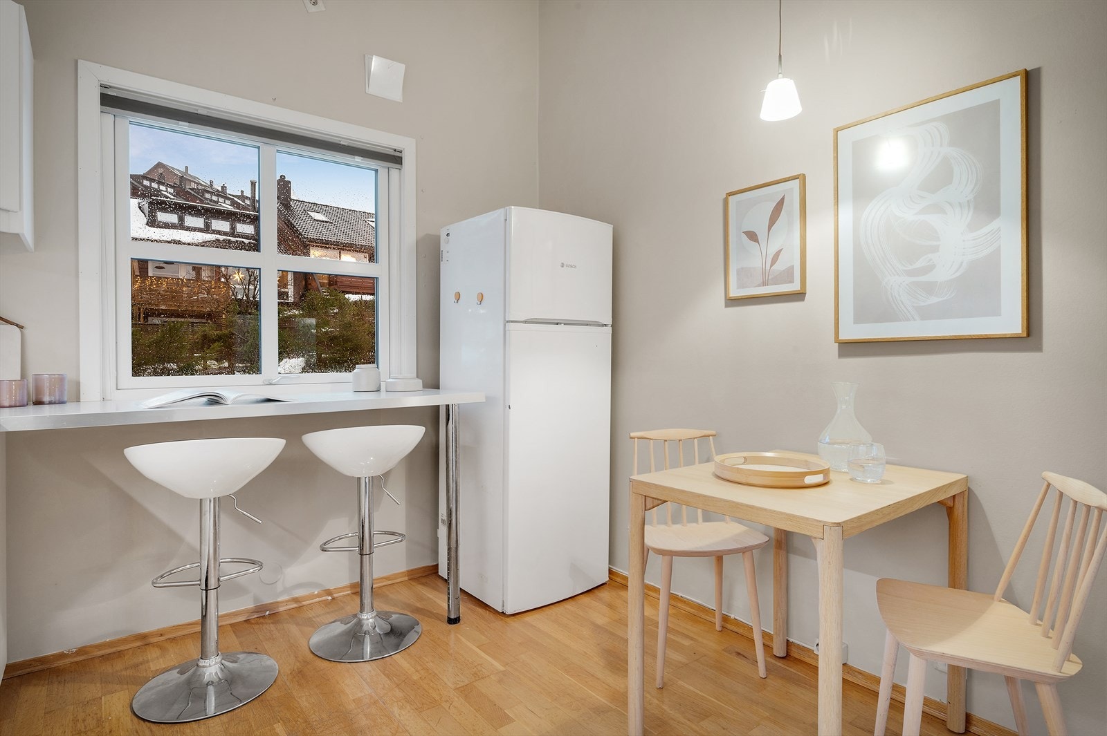 - Kjøkkenet måler 10,7 m² - Galleribilde