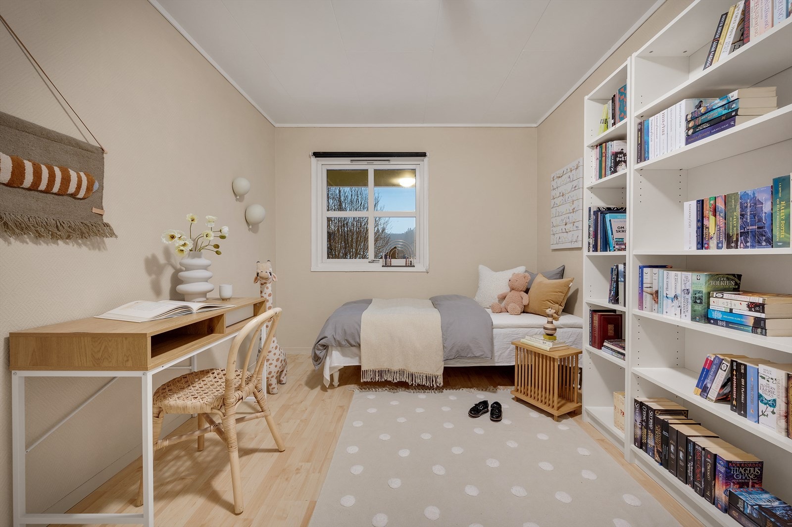- Soverommet måler 10,6 m² - Galleribilde