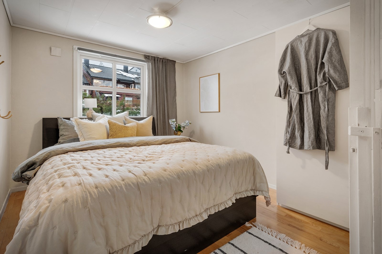 - Soverommet i 2 etasje måler 10,6 m² - Galleribilde