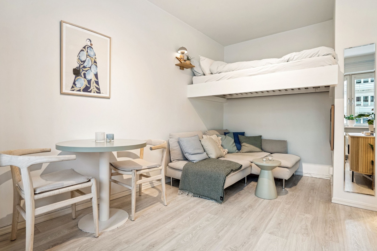 Borettslaget har fellesvaskeri med vaskemaskin og tørketrommel som er gratis å benytte. Galleribilde