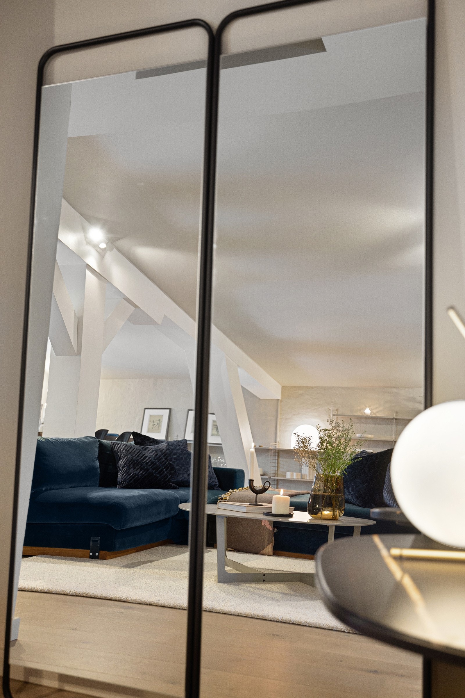 Luftig atmosfære Galleribilde