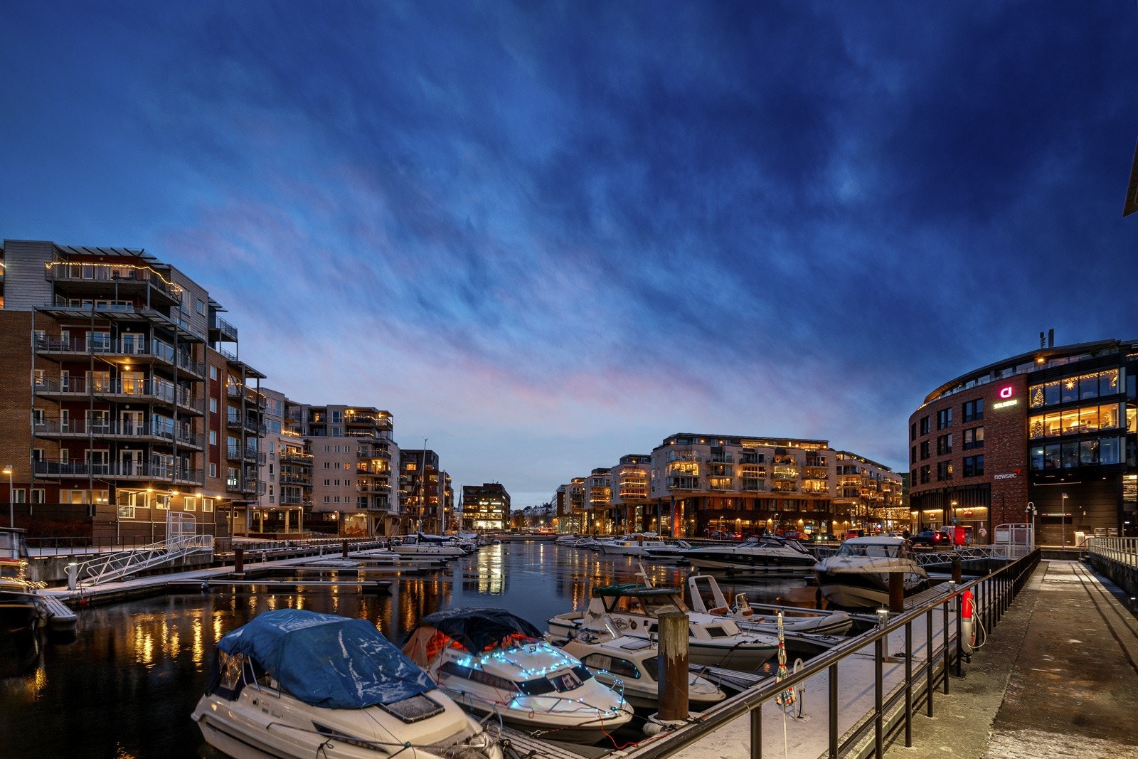 Dyre Halses gate tilbyr en fin balanse mellom byliv og rolig bomiljø. Galleribilde