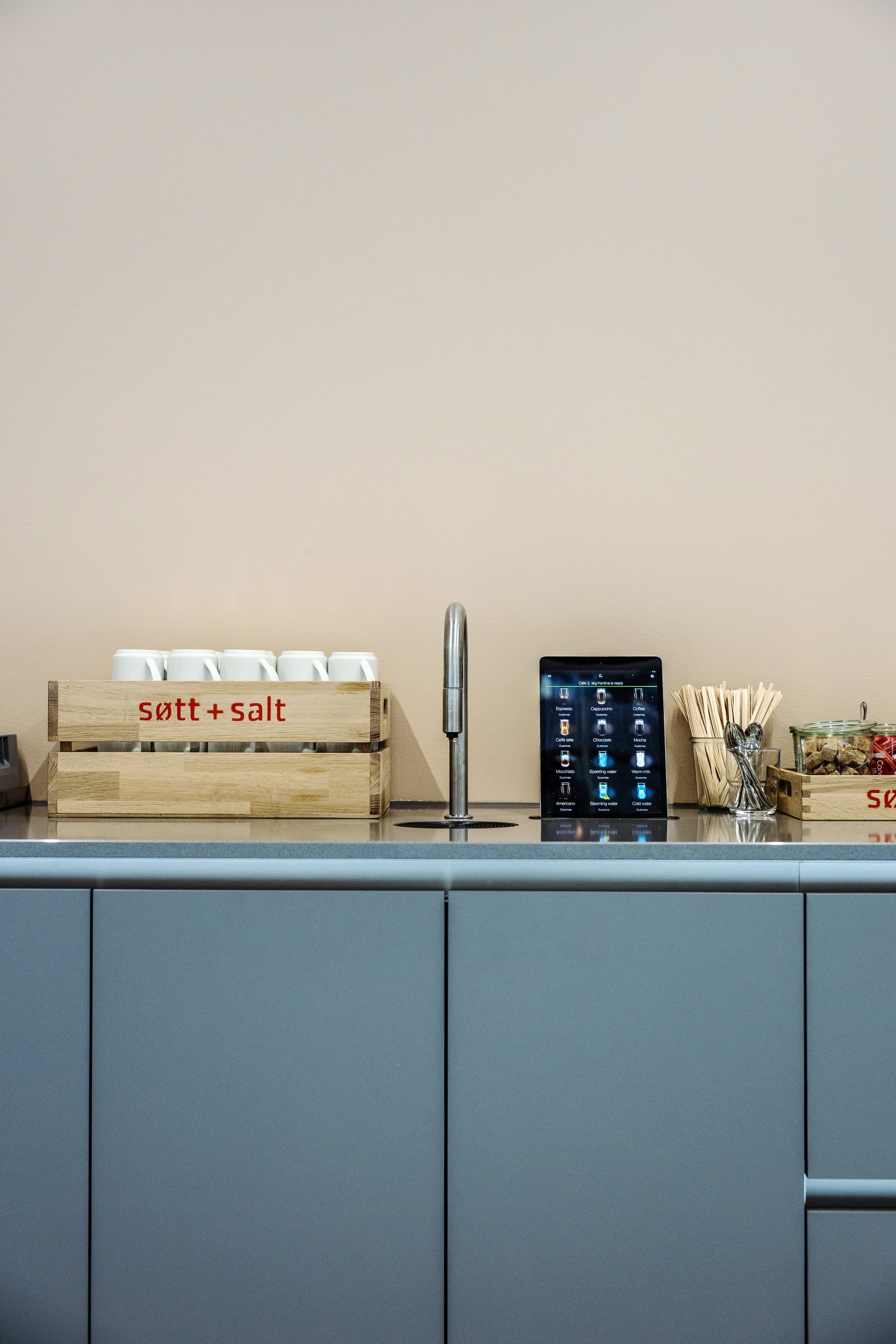Kaffestasjon i møteromssenteret Galleribilde