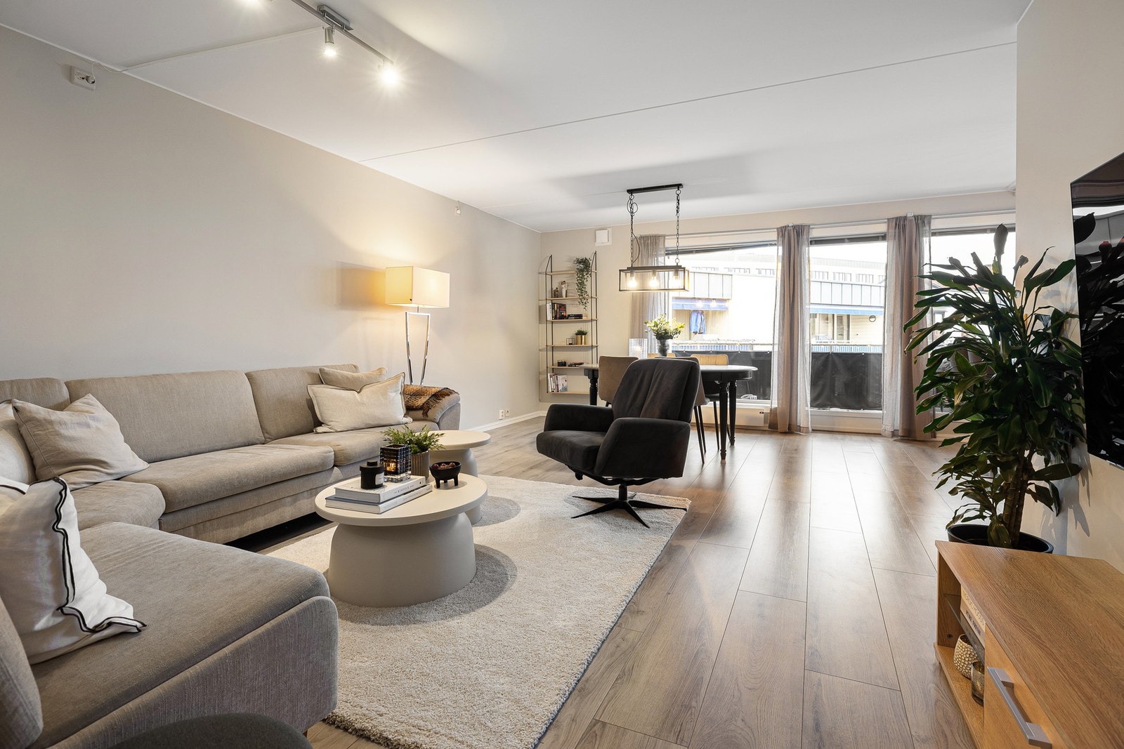 Velkommen til Sannergata 27B, presentert av Malin Anker-Larsen v/EIE Valkyrien Galleribilde