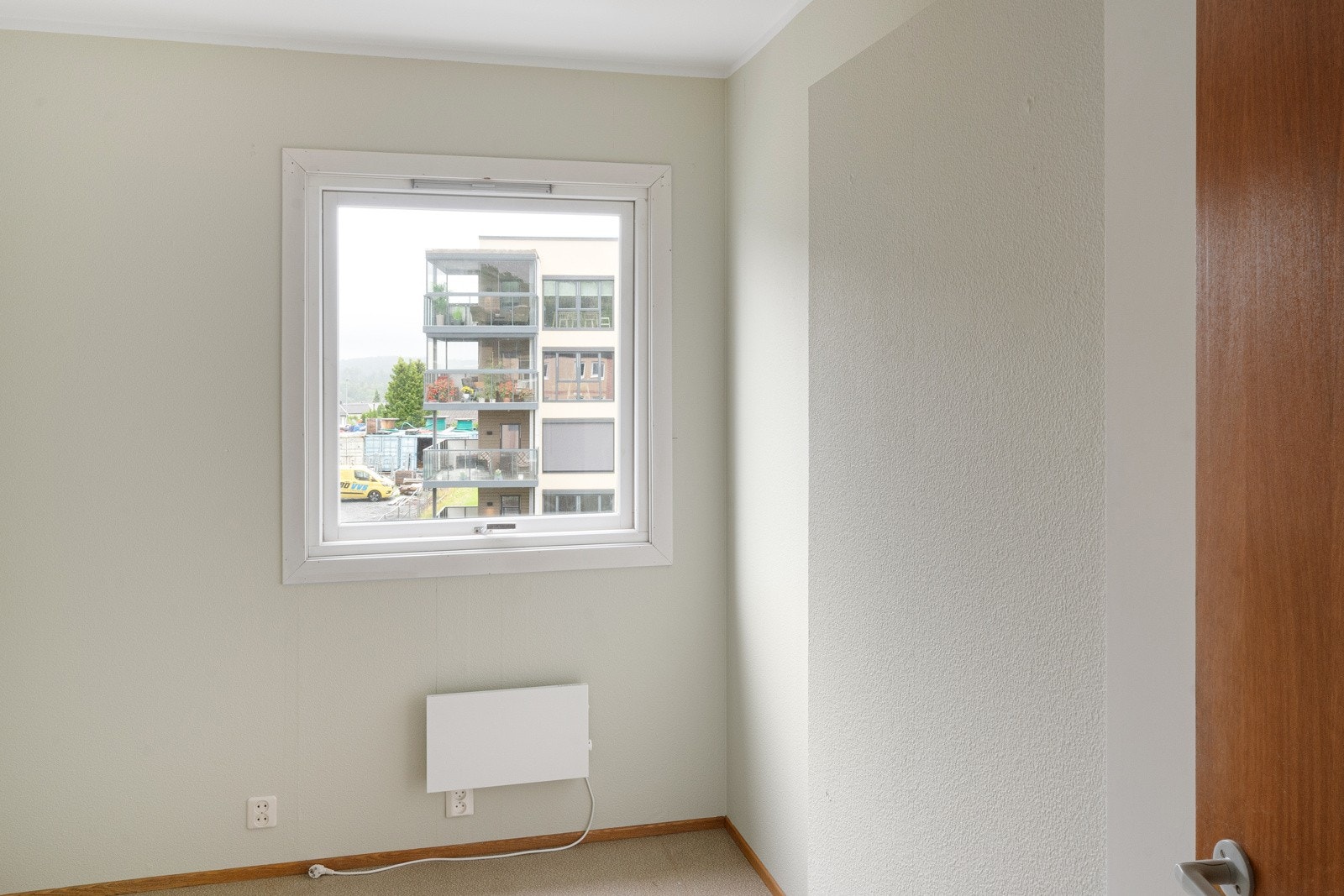 Soverom nr. 2. Soverommene egner seg utmerket til barnerom, gjesterom eller kontor. Galleribilde