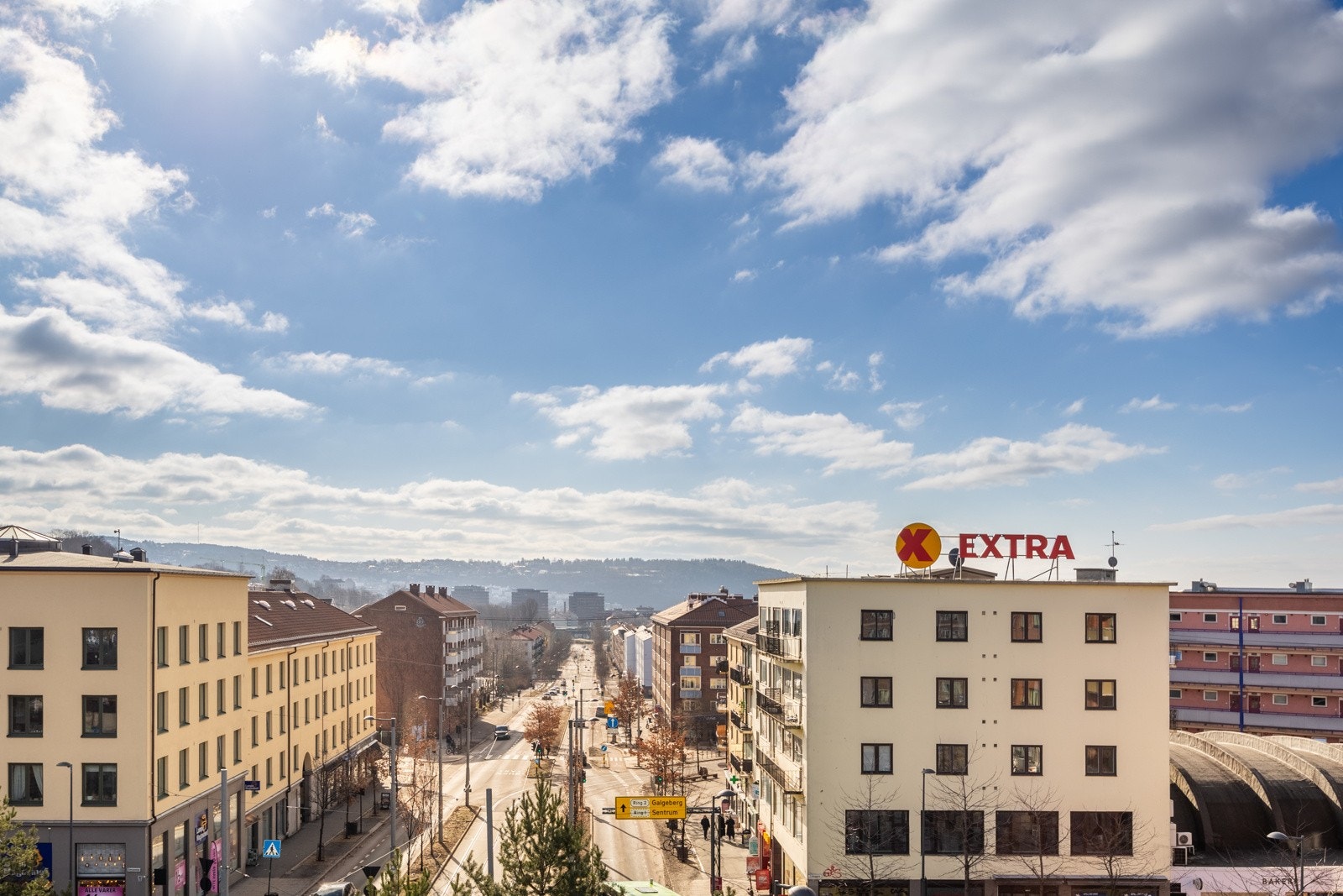 Nærområdet har gjennomgått et enormt løft de siste årene og byr i dag på et mangfold av servicetilbud. Galleribilde