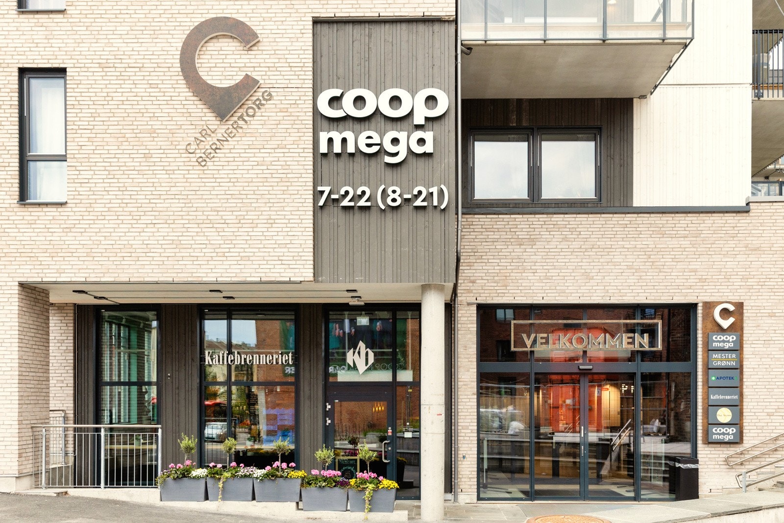 I 2021 åpnet Carl Berner Torg med blant annet matbutikk, apotek, vinmonopol og Kaffebrenneriet for å nevne noe. Galleribilde