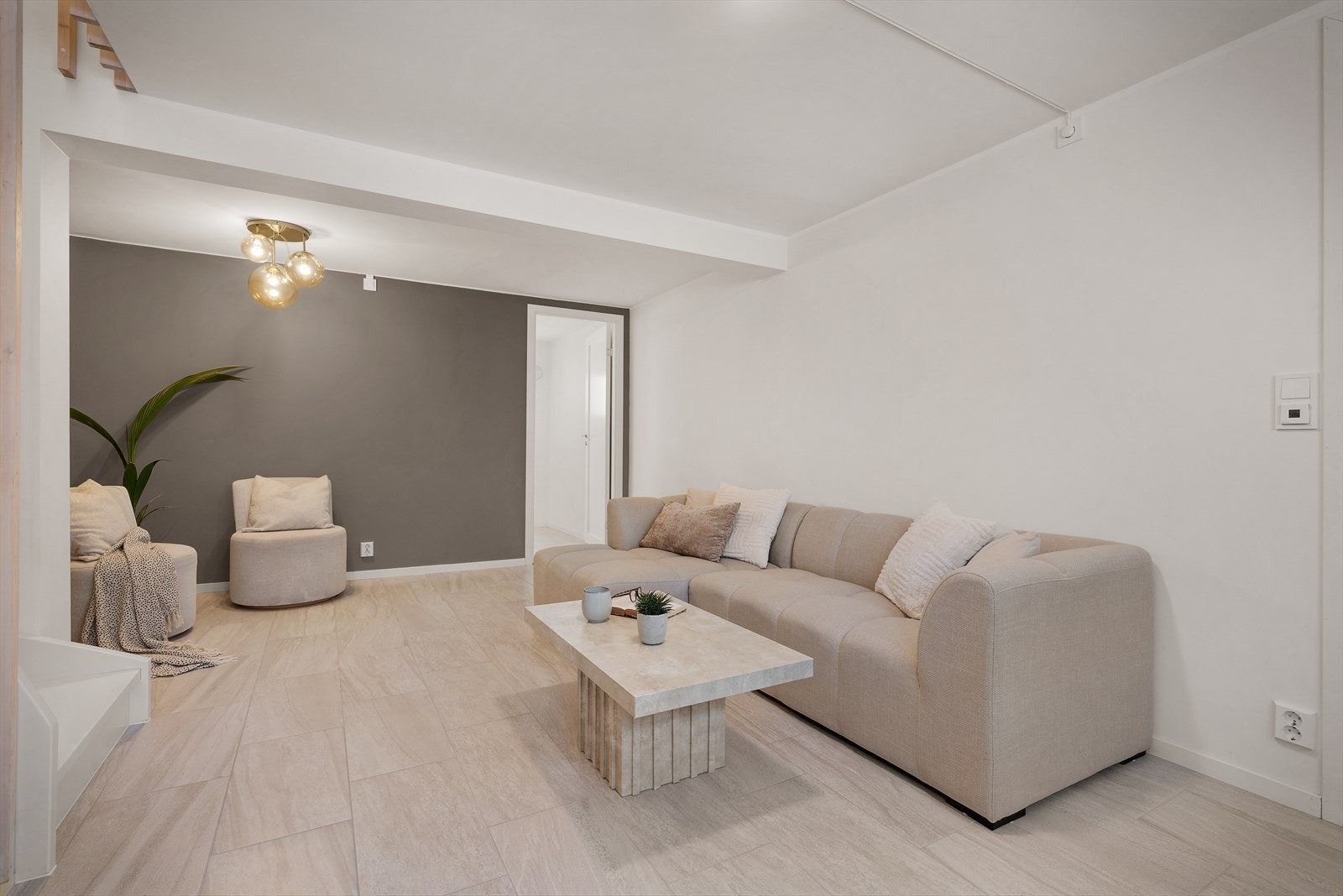 - Stuen har en størrelse på 20,6 m² - Galleribilde