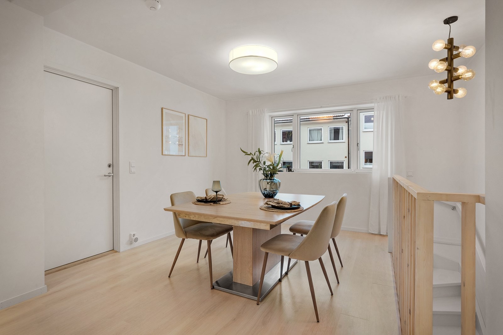 - I 2022 fikk både leiligheten og sameiet en stor oppgradering - Galleribilde