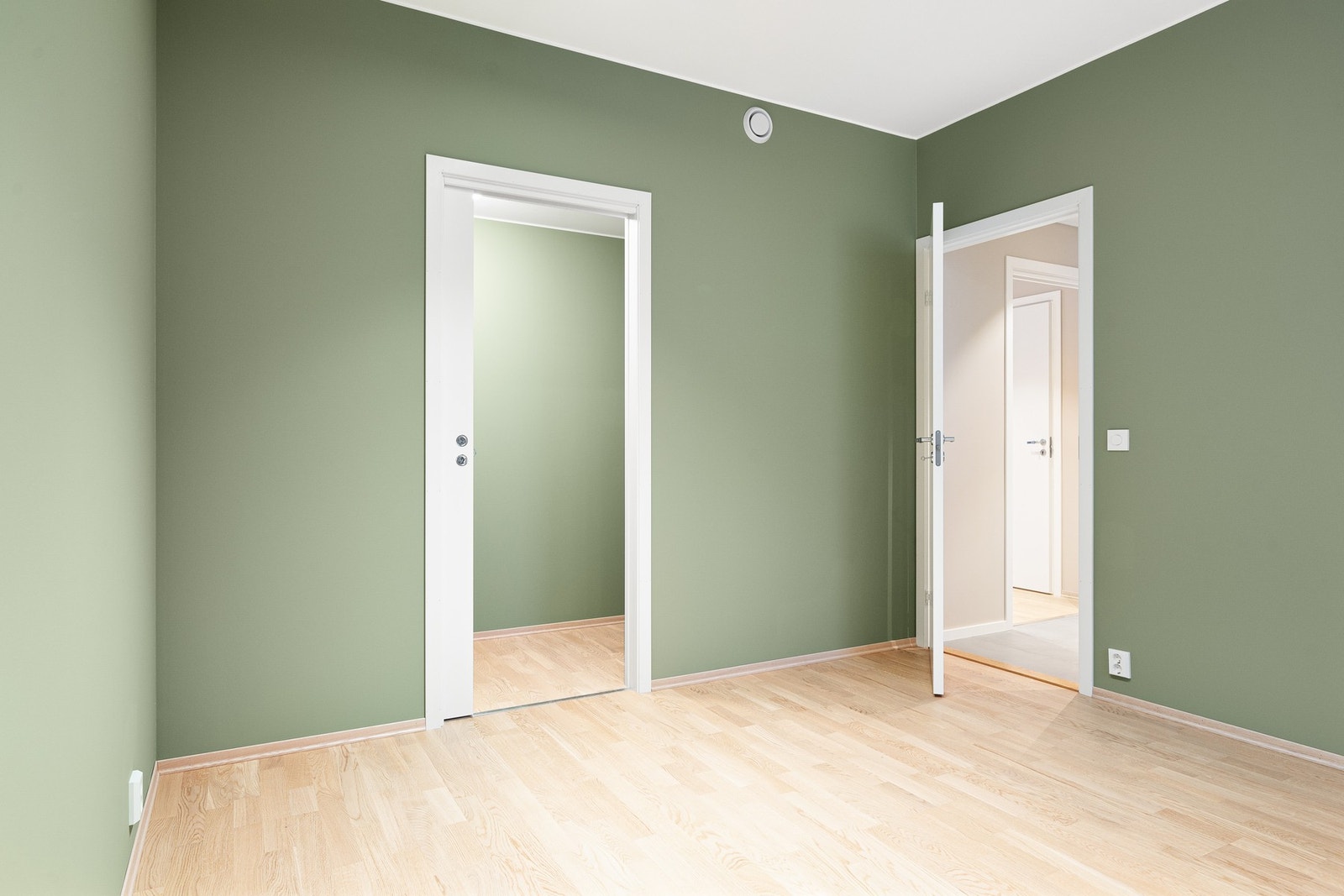 I tillegg har hovedsoverommet en tilhørende innvendig bod på 2,5 kvm. Galleribilde