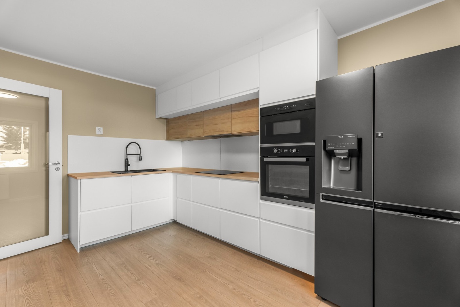 Sjekk ut dette flotte separate kjøkkenet fra 2022! Galleribilde