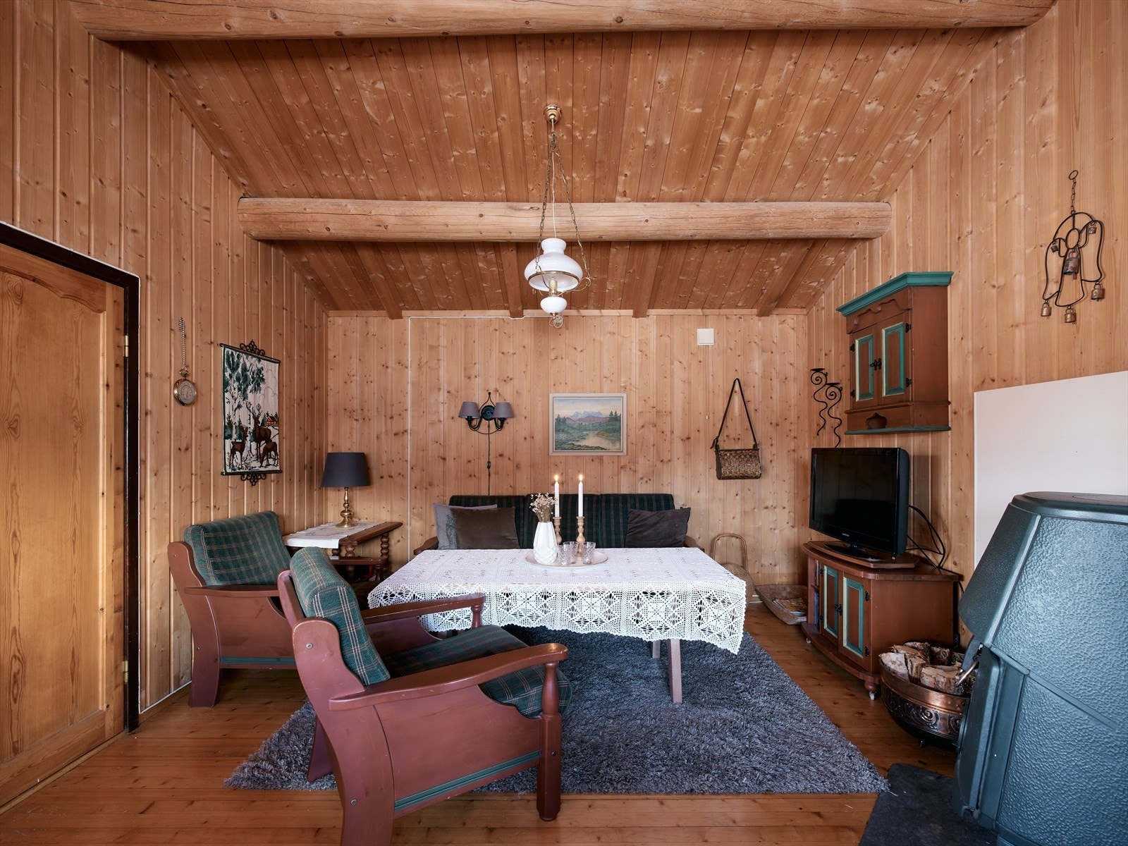 Koselig stue med god plass til sofagruppe. Galleribilde