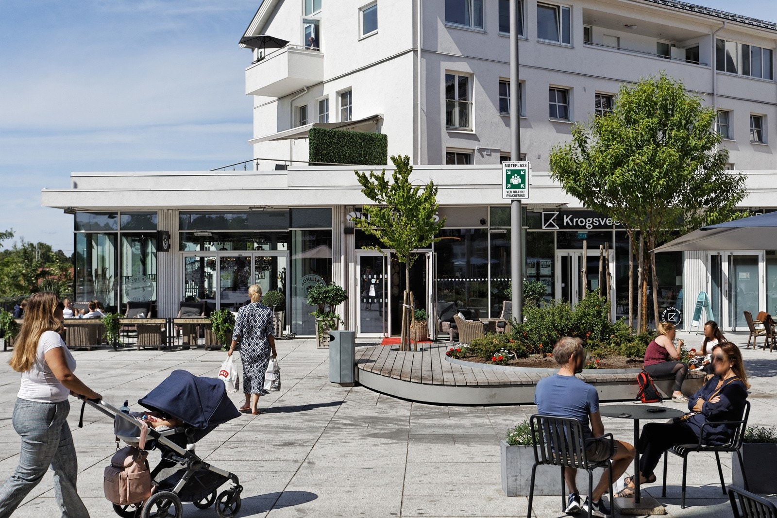 Fra eiendommen er det kort vei til bl.a. skoler og barnehager, kollektivtransport samt masse fritidsaktiviteter Galleribilde