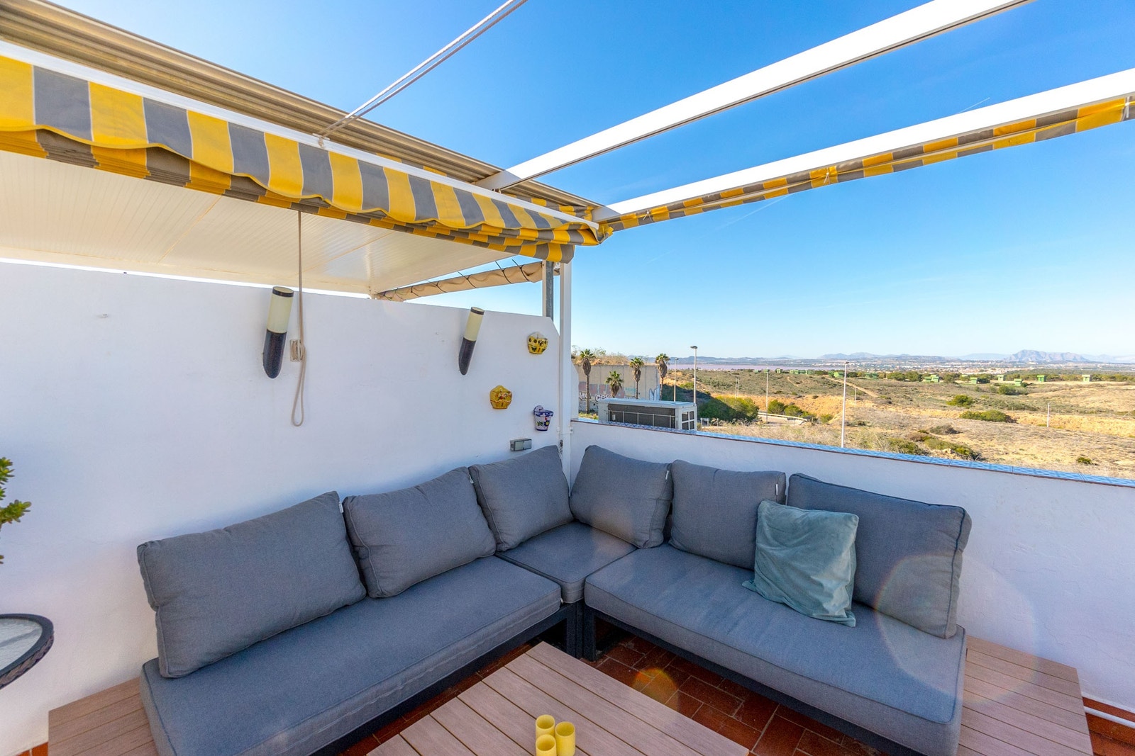 Privat takterrasse, med stor pergola Galleribilde