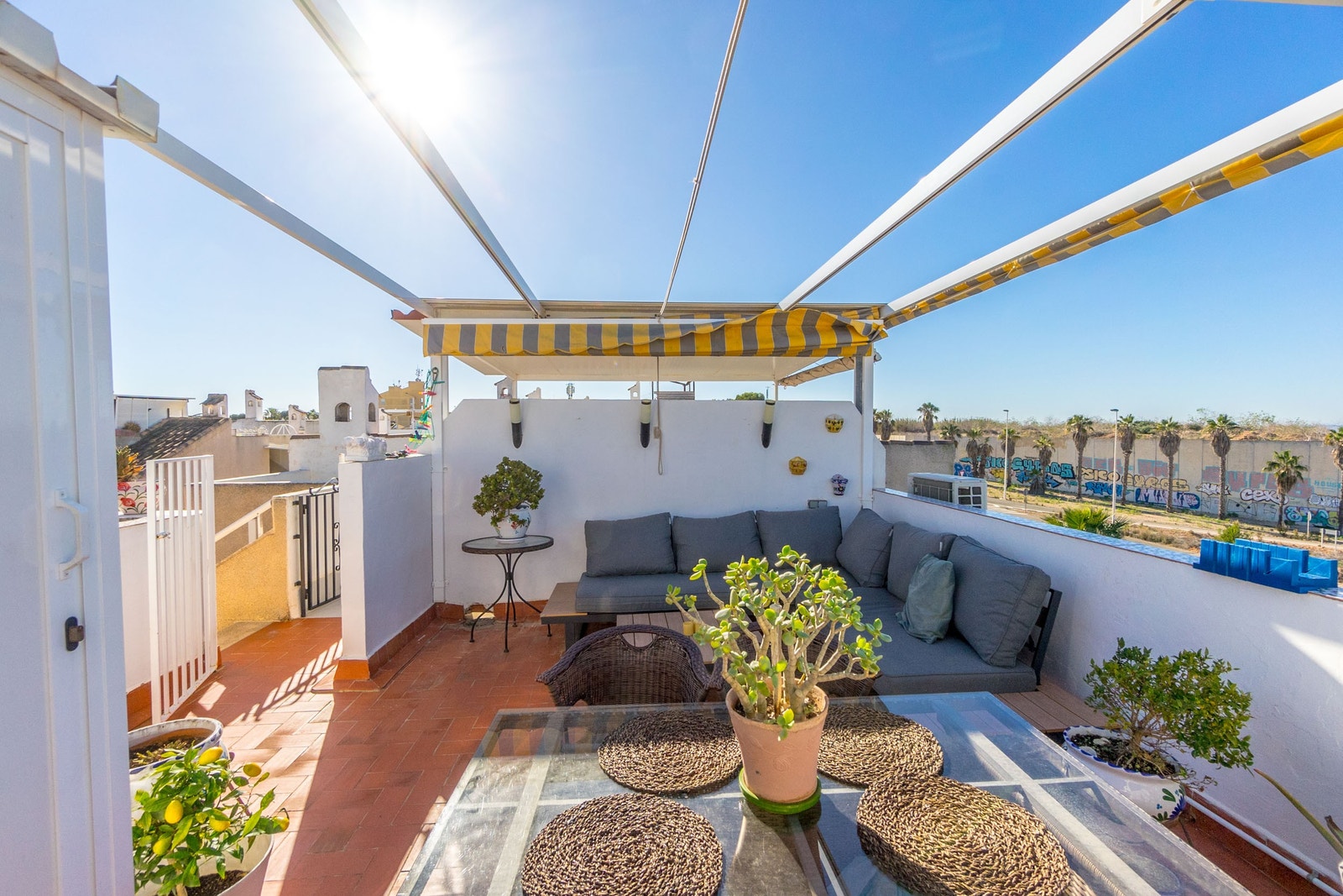 Privat takterrasse, med stor pergola Galleribilde