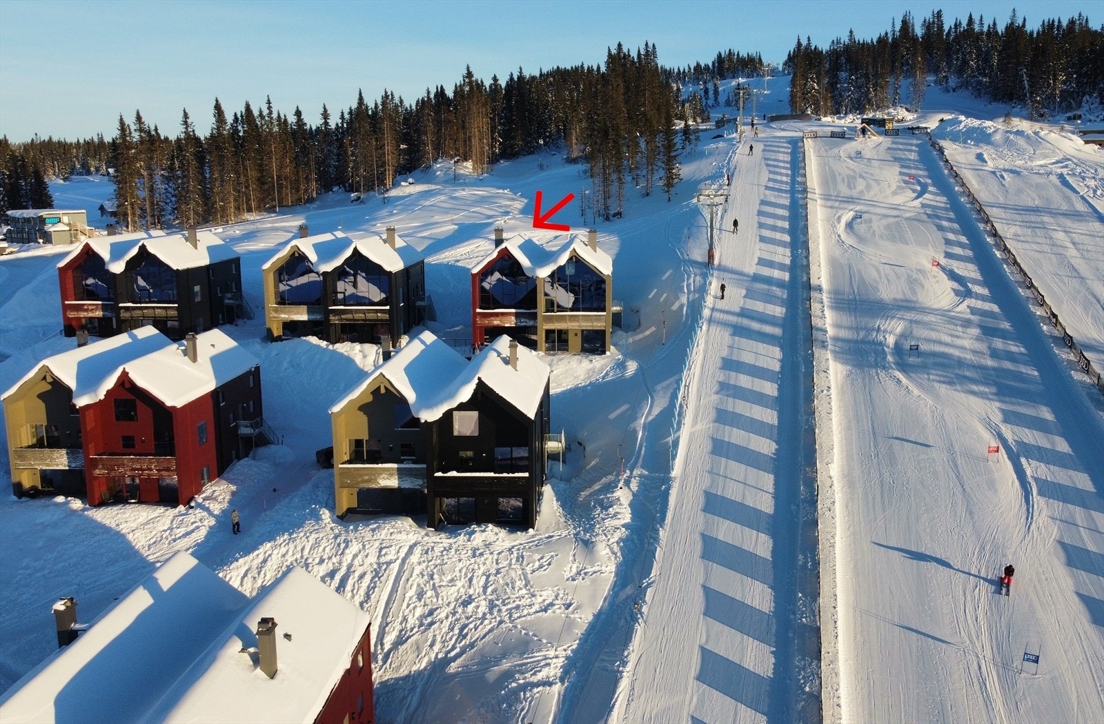 Velkommen til Favn Hafjell Chalet - presentert av Stian Pøhner og Siril Sloreby Galleribilde