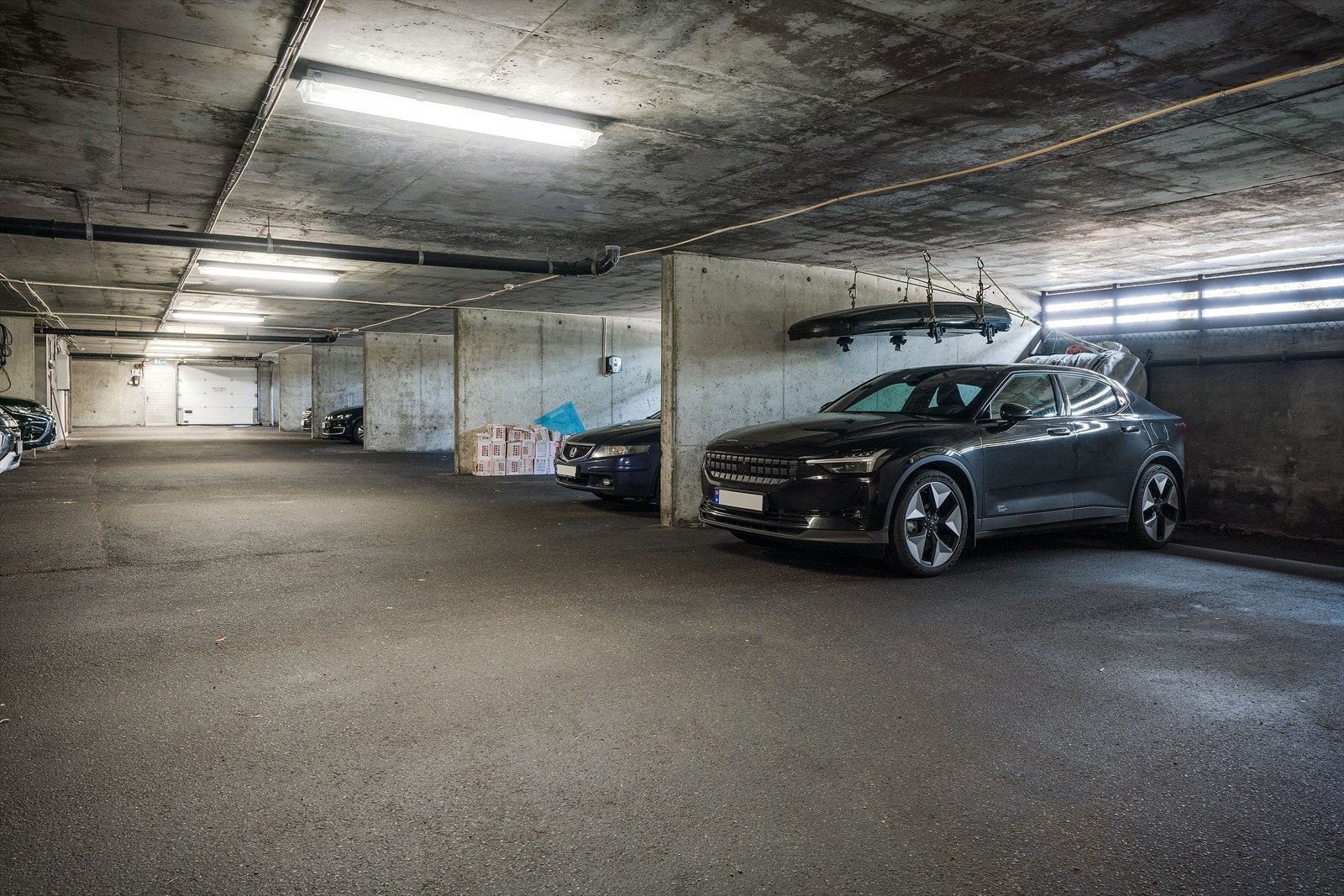 - Fast garasjeplass med elbillader - Galleribilde