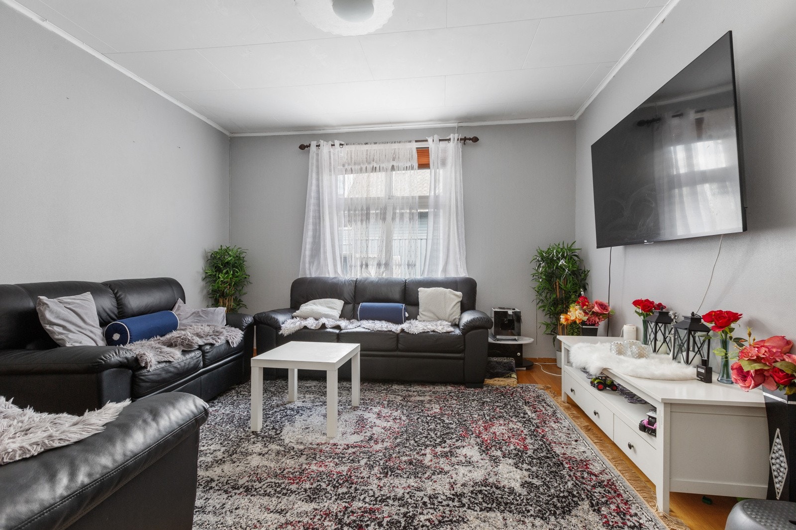 Stue i 1. etg. Galleribilde