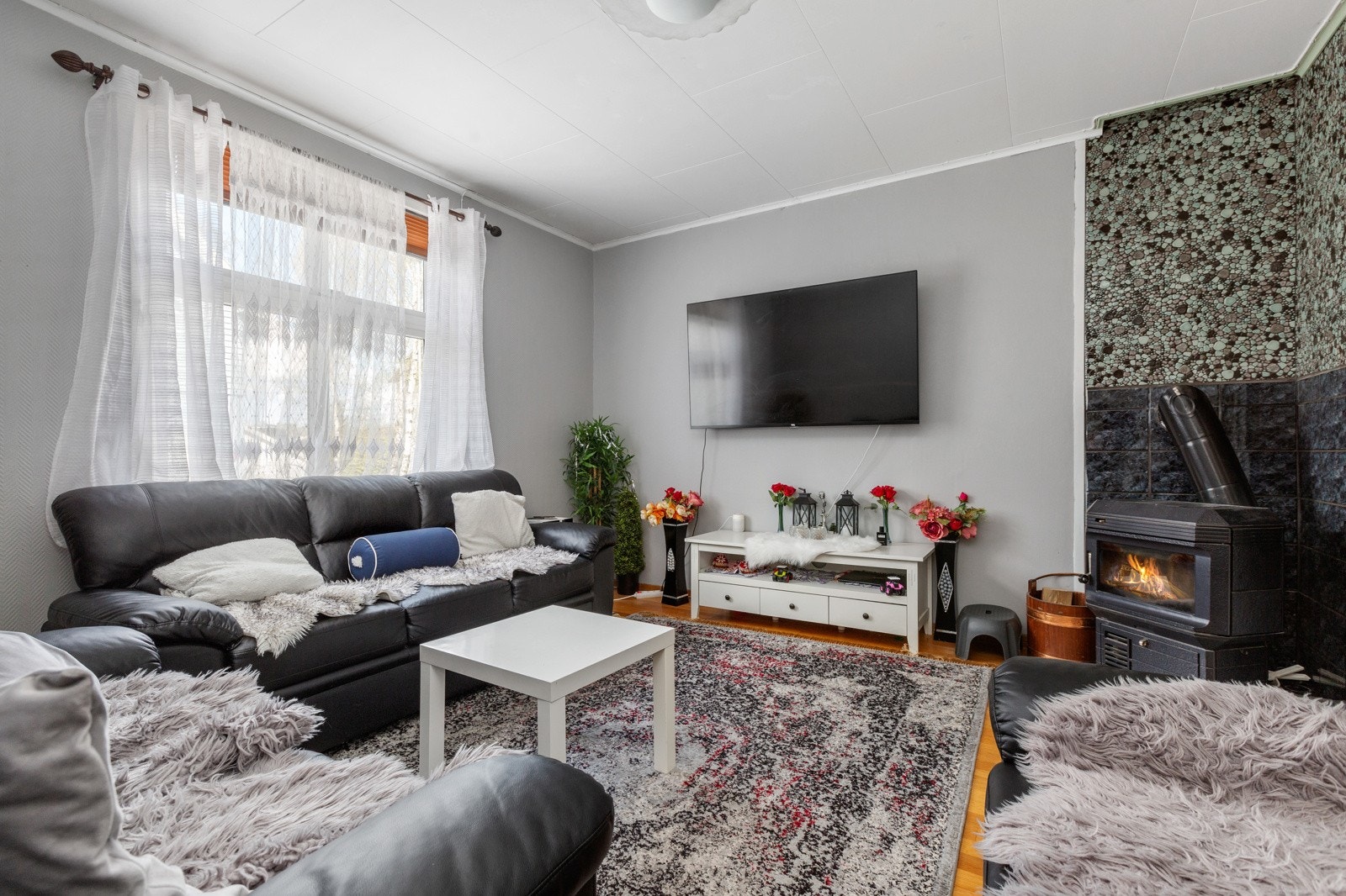 Stue i 1. etg. Galleribilde